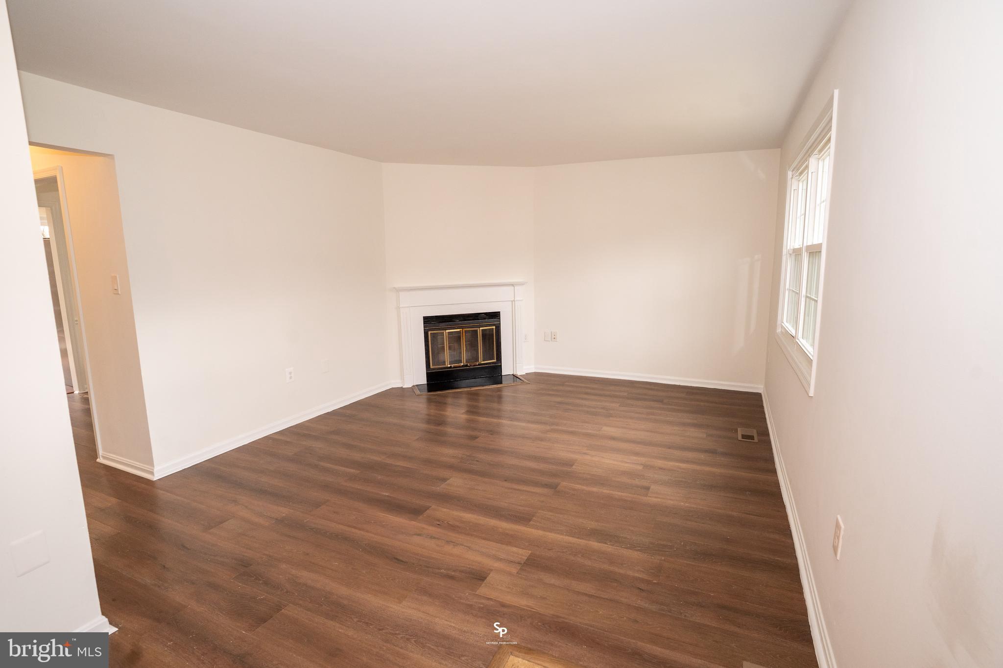 POINT OF WOODS EAST - Residential