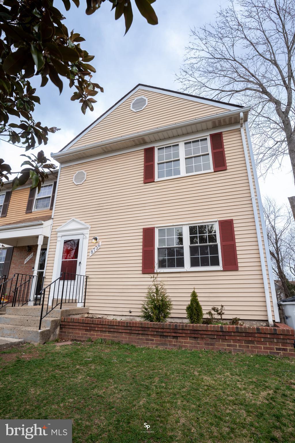 POINT OF WOODS EAST - Residential