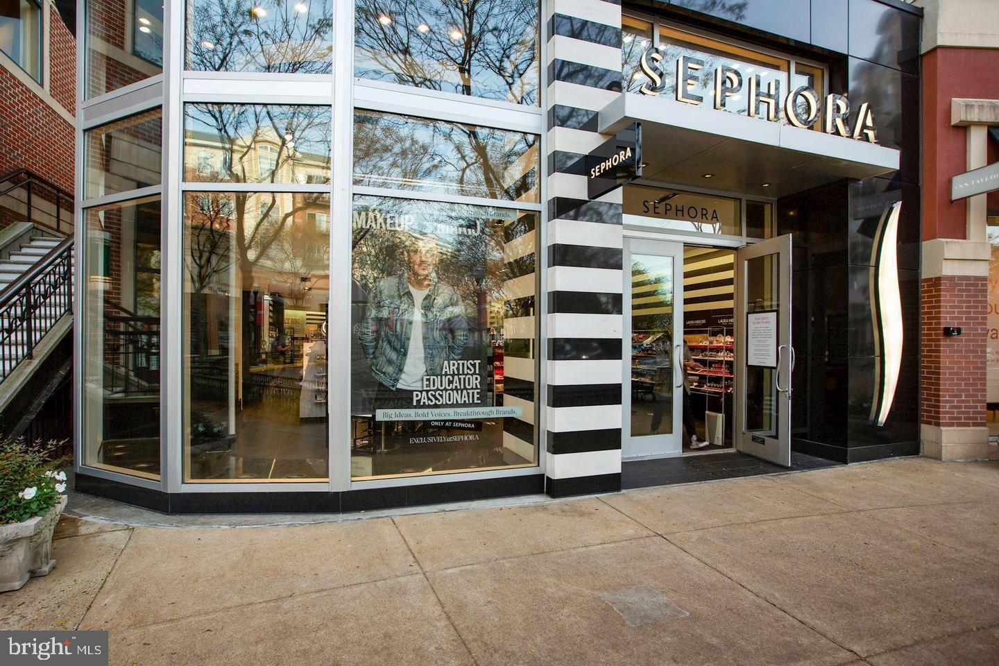 COURTHOUSE HILL - Residential