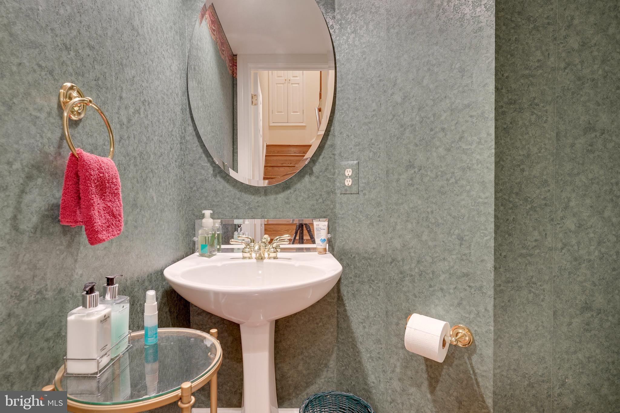 COURTHOUSE HILL - Residential