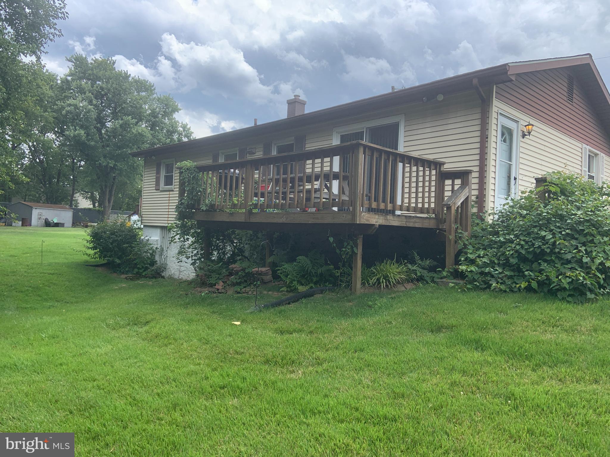 FERNGLEN MANOR - Residential