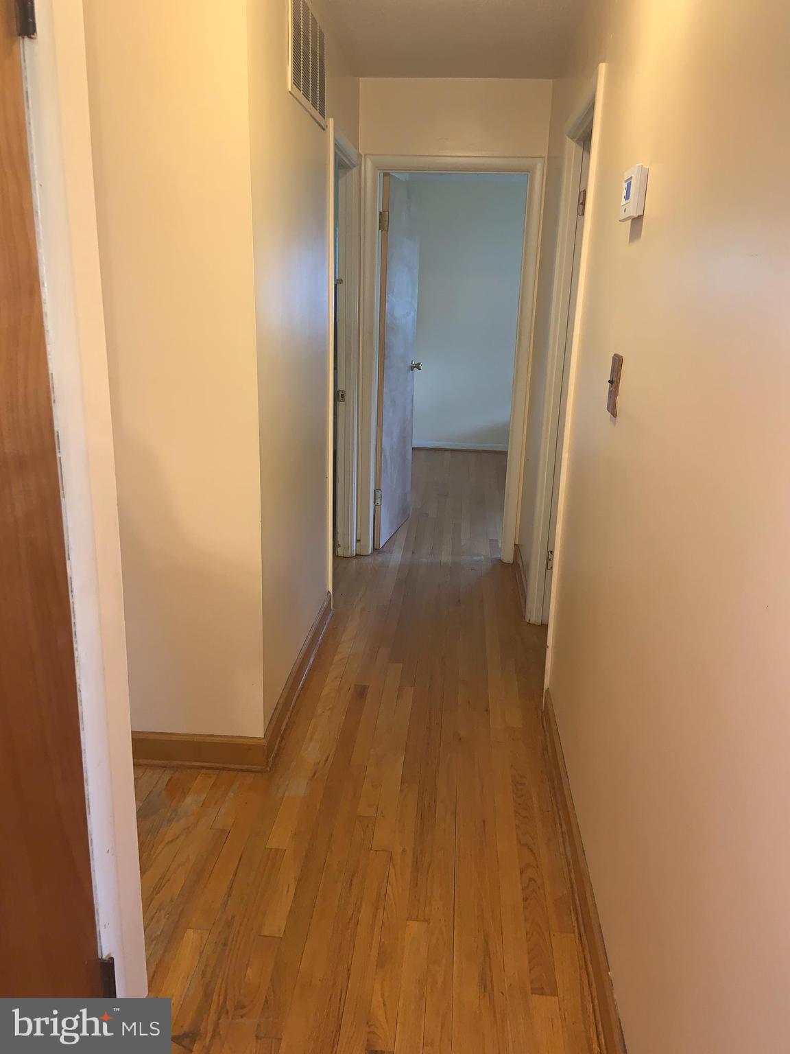 FERNGLEN MANOR - Residential