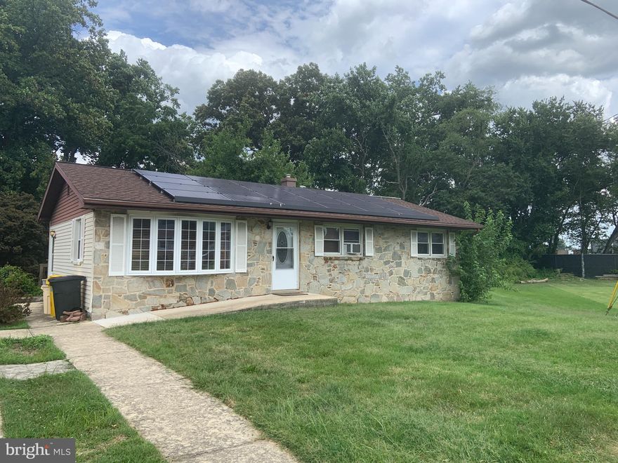 Welcome home! This lovely 3BR, 1 bath home awaits a new owner.  This home offers spacious bedrooms and hardwood floors.  The eat-in kitchen offers stainless steel appliances. Furnace was replaced in 2015.  Property has a newer hot water heater with expansion tank.  
The backyard is a beautiful oasis.  Come and take a look!