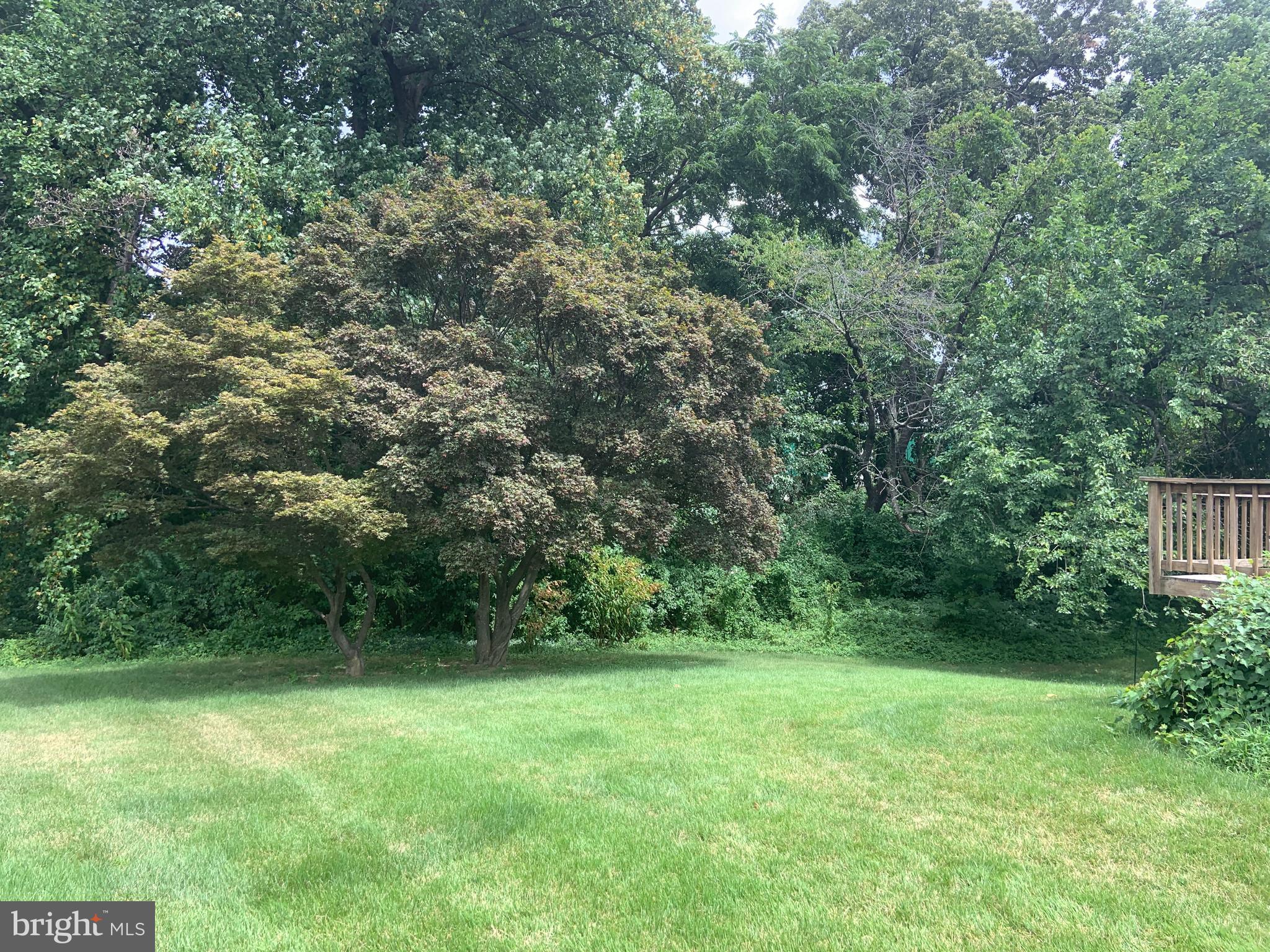 FERNGLEN MANOR - Residential