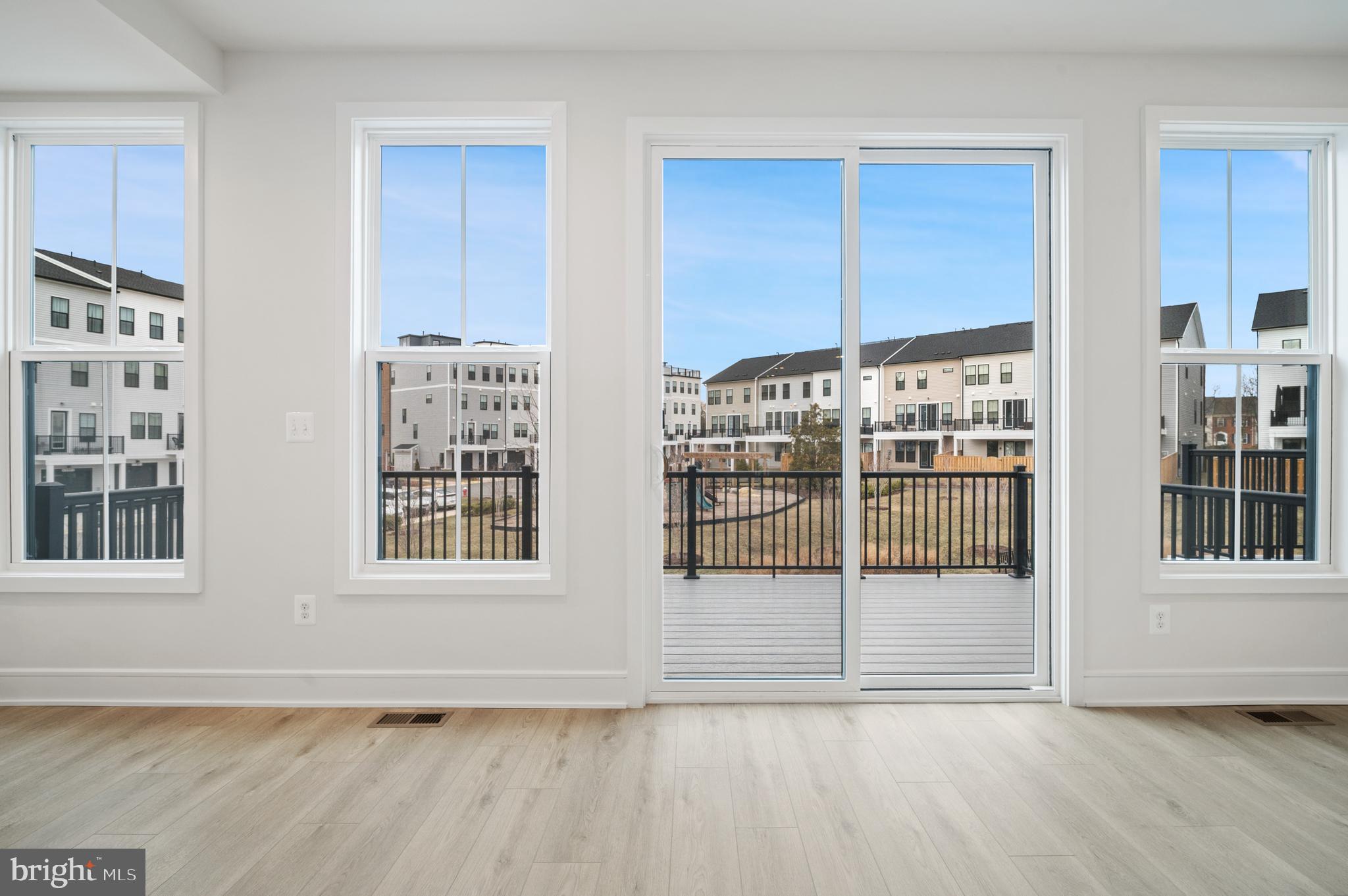 BROADLANDS STATION - Residential Lease