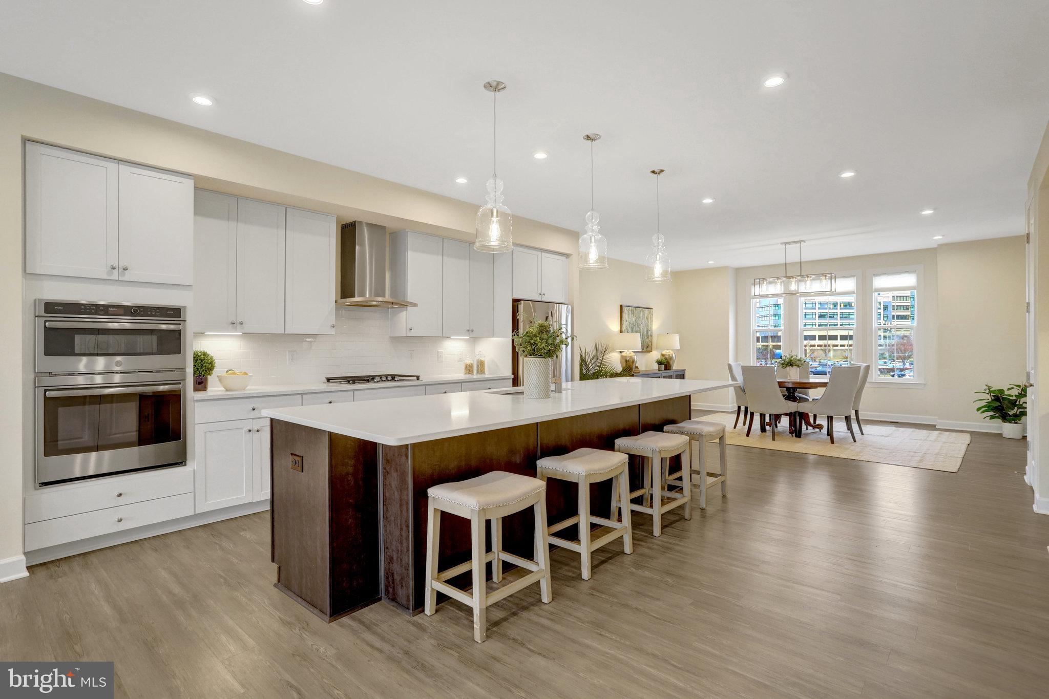 2535 JAMES DAVID WAY