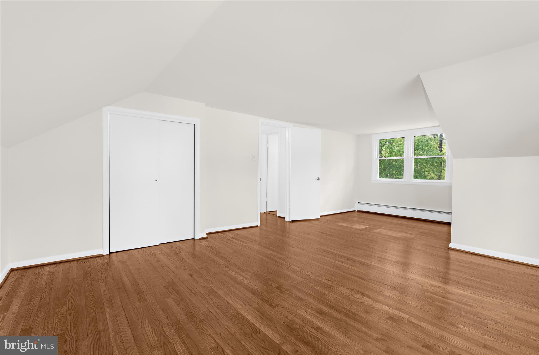 WINDSOR  MILL - Residential