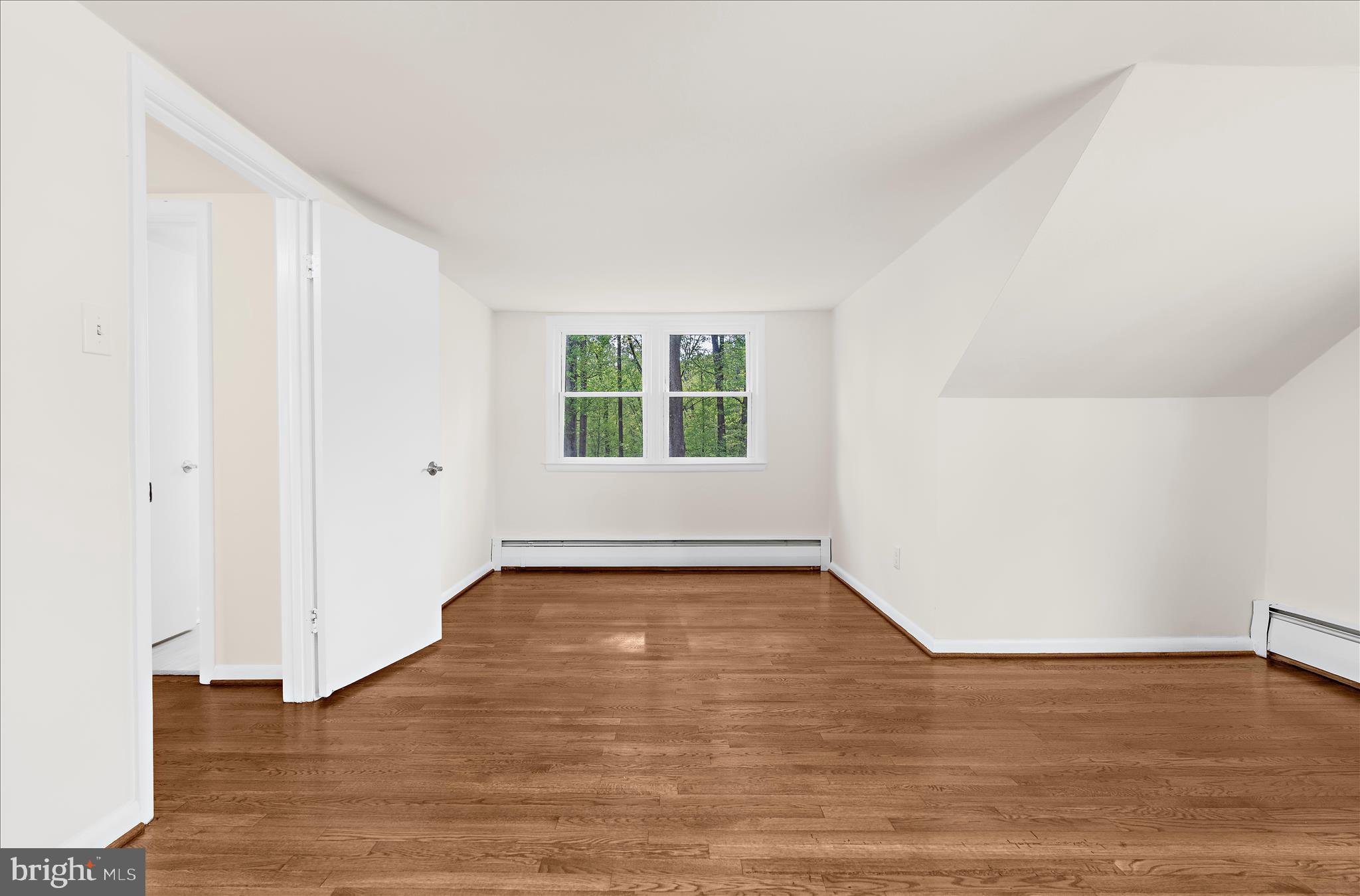 WINDSOR  MILL - Residential