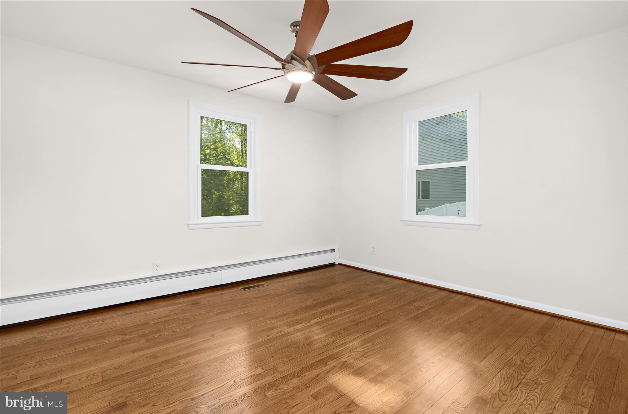 WINDSOR  MILL - Residential