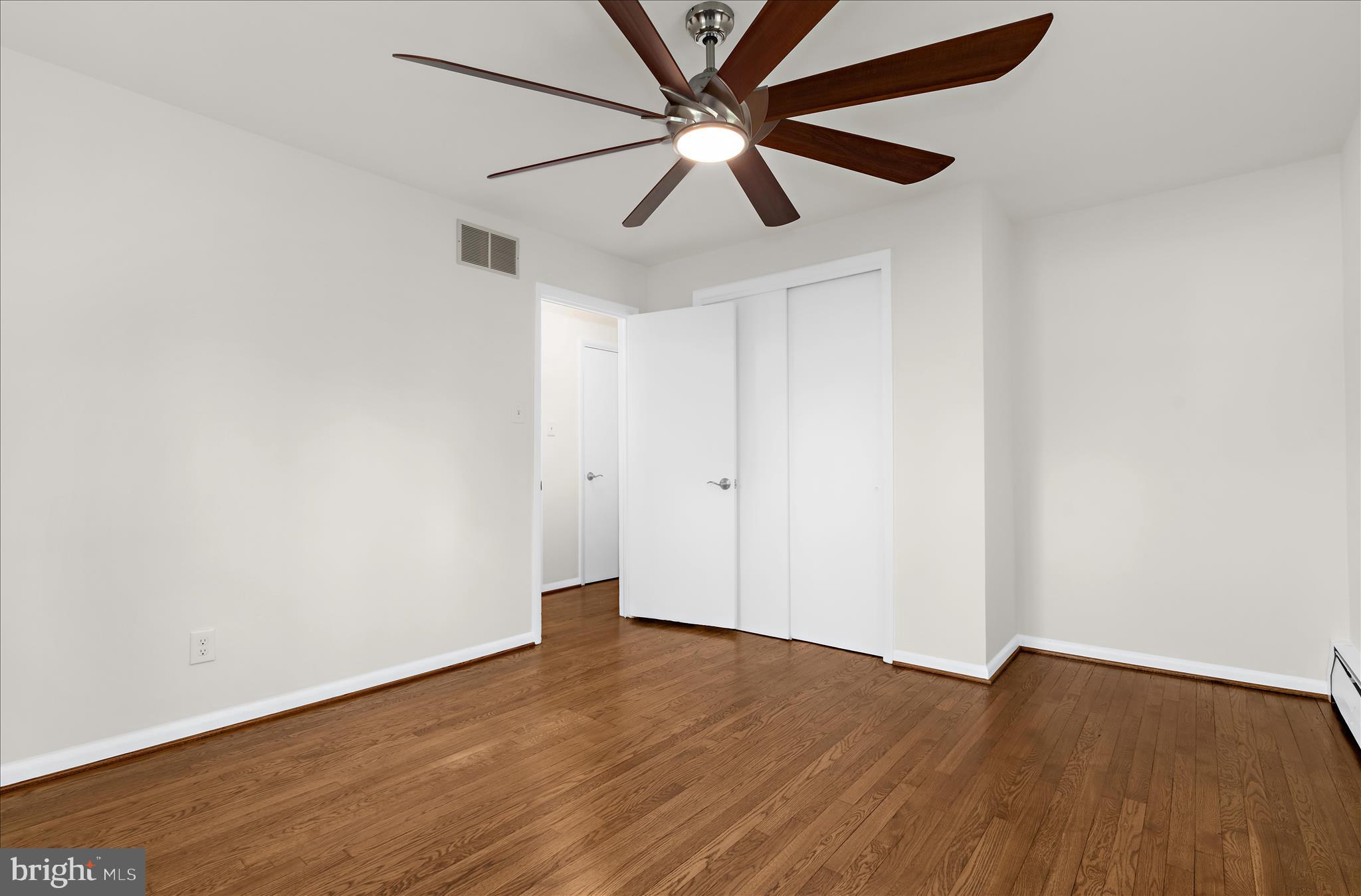 WINDSOR  MILL - Residential