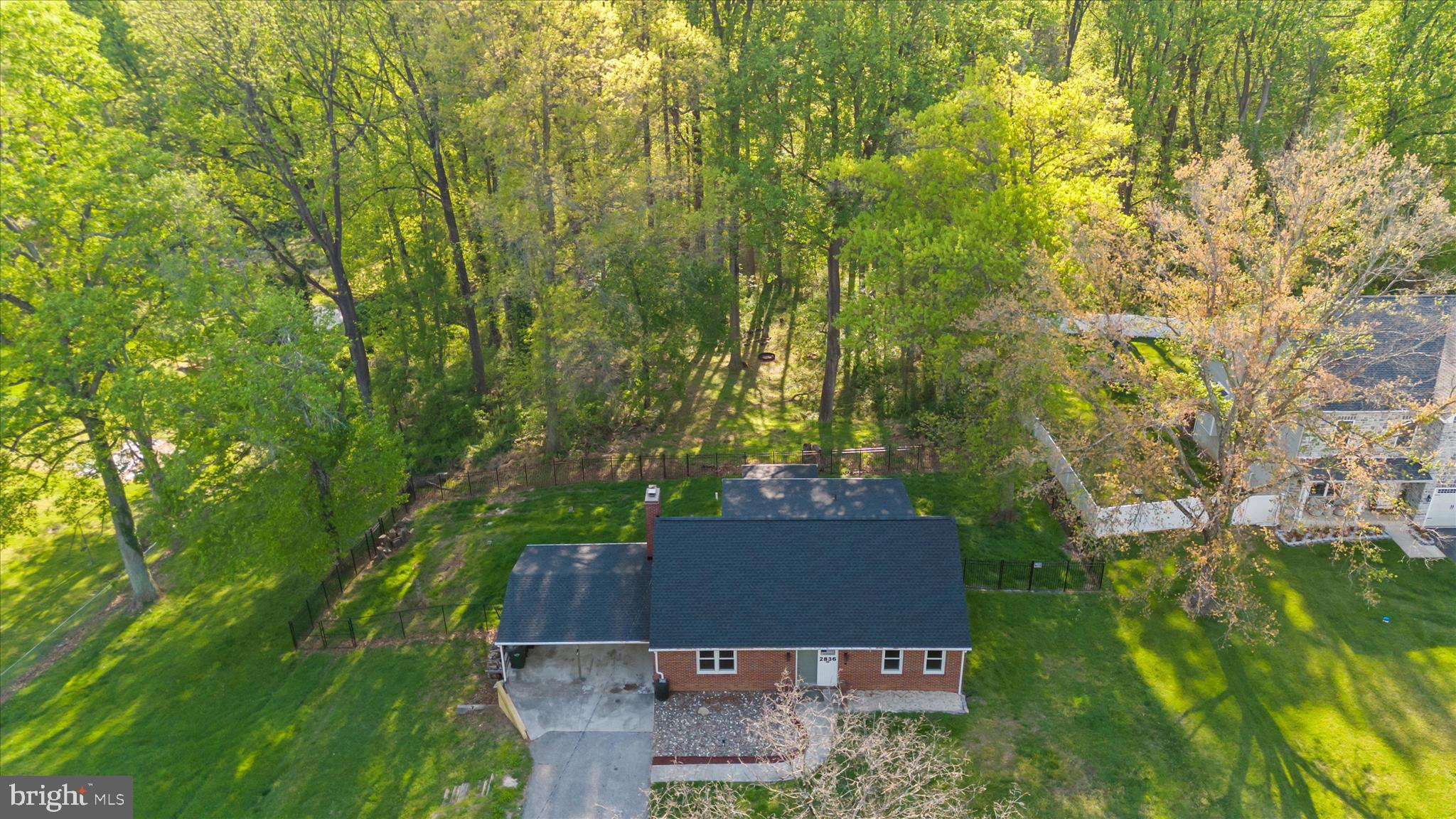 WINDSOR  MILL - Residential