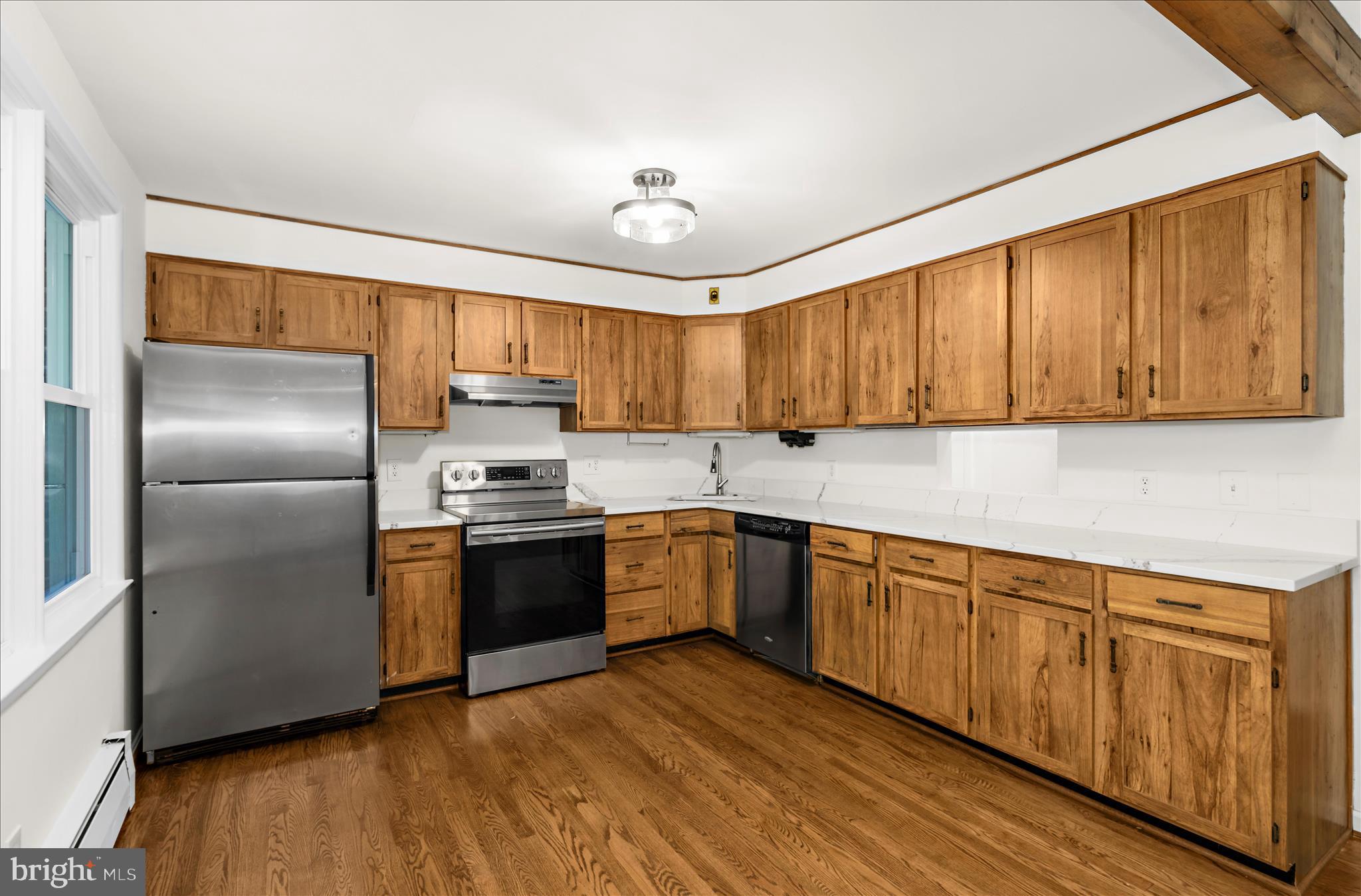 WINDSOR  MILL - Residential