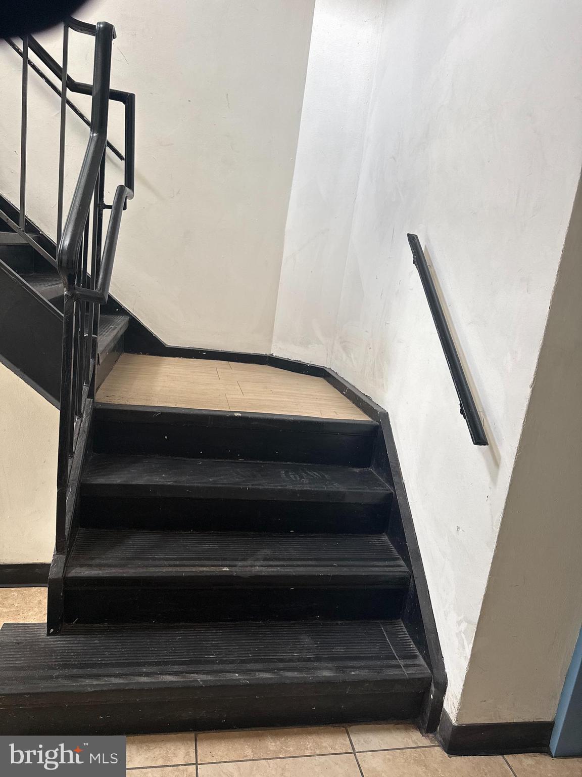 5515 LIVINGSTON ROAD 2ND FLOOR