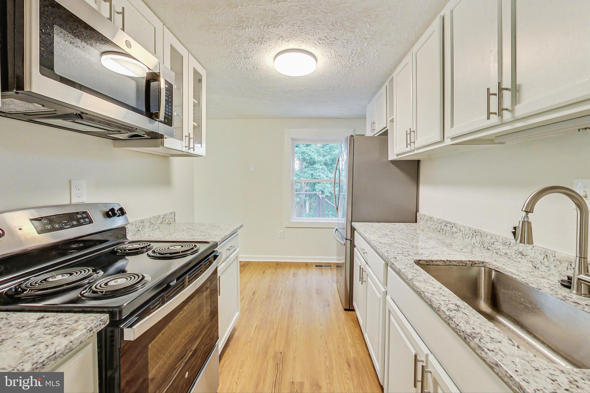 CLINTON WOODS - Residential Lease