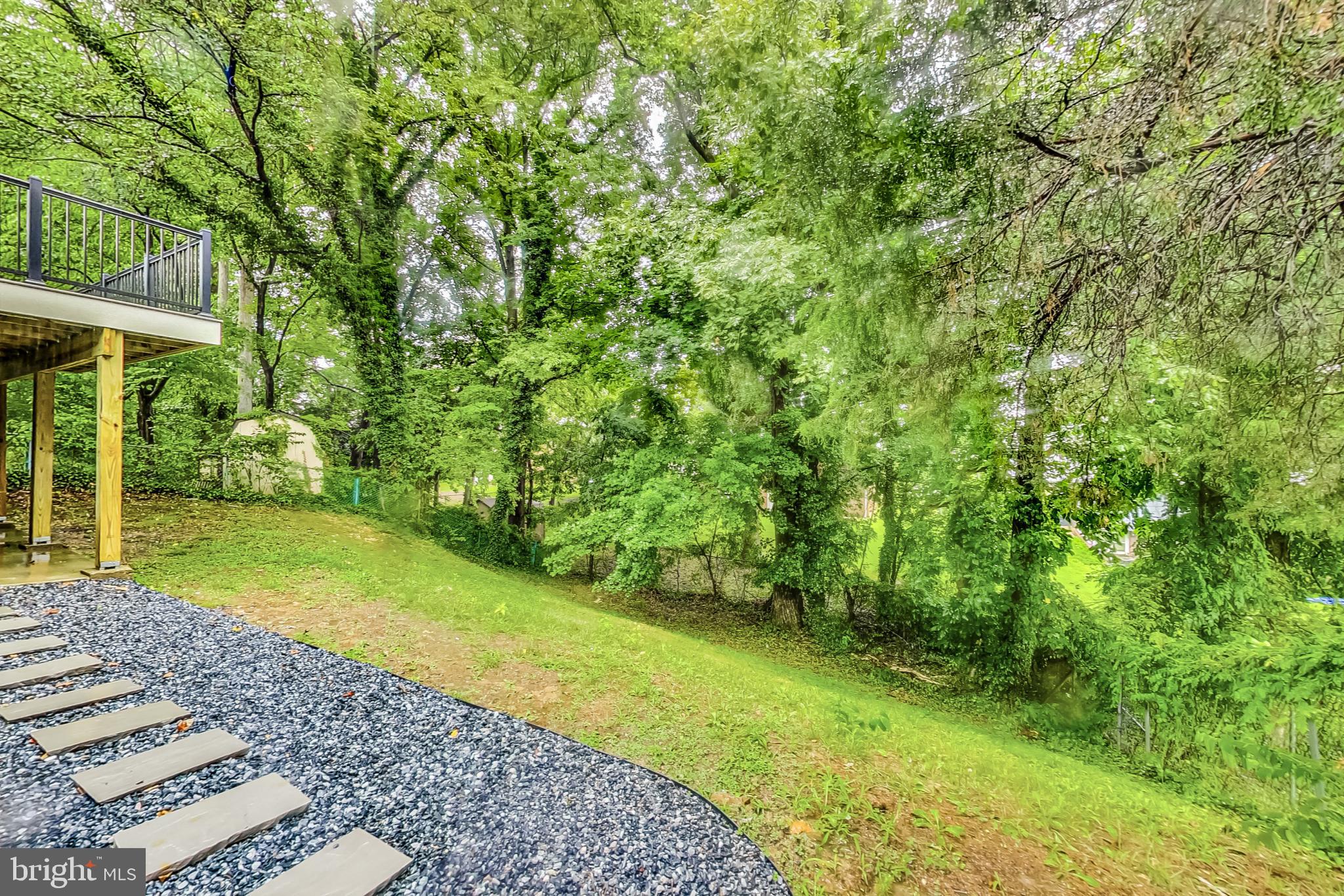 CLINTON WOODS - Residential Lease