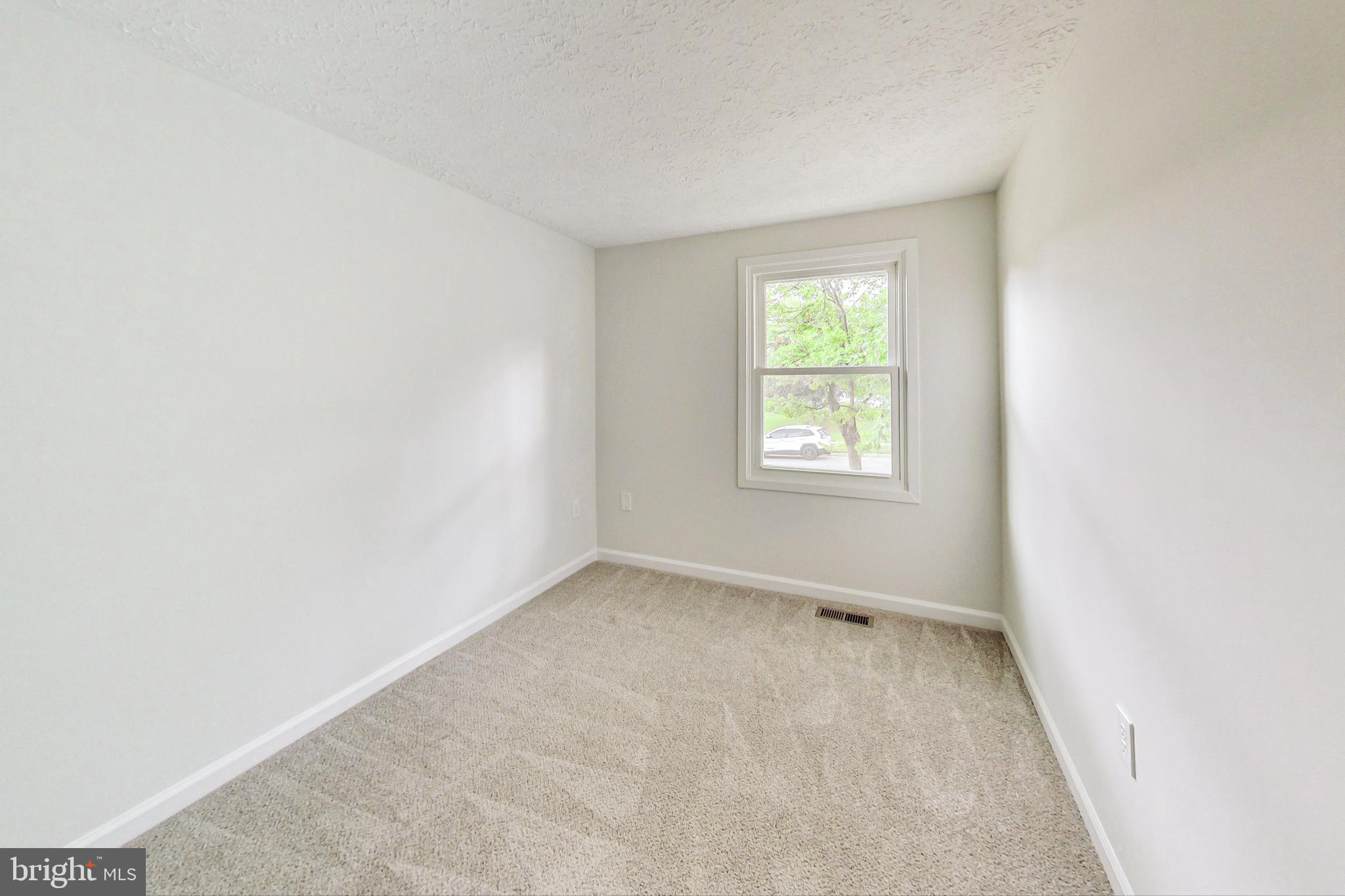 CLINTON WOODS - Residential Lease