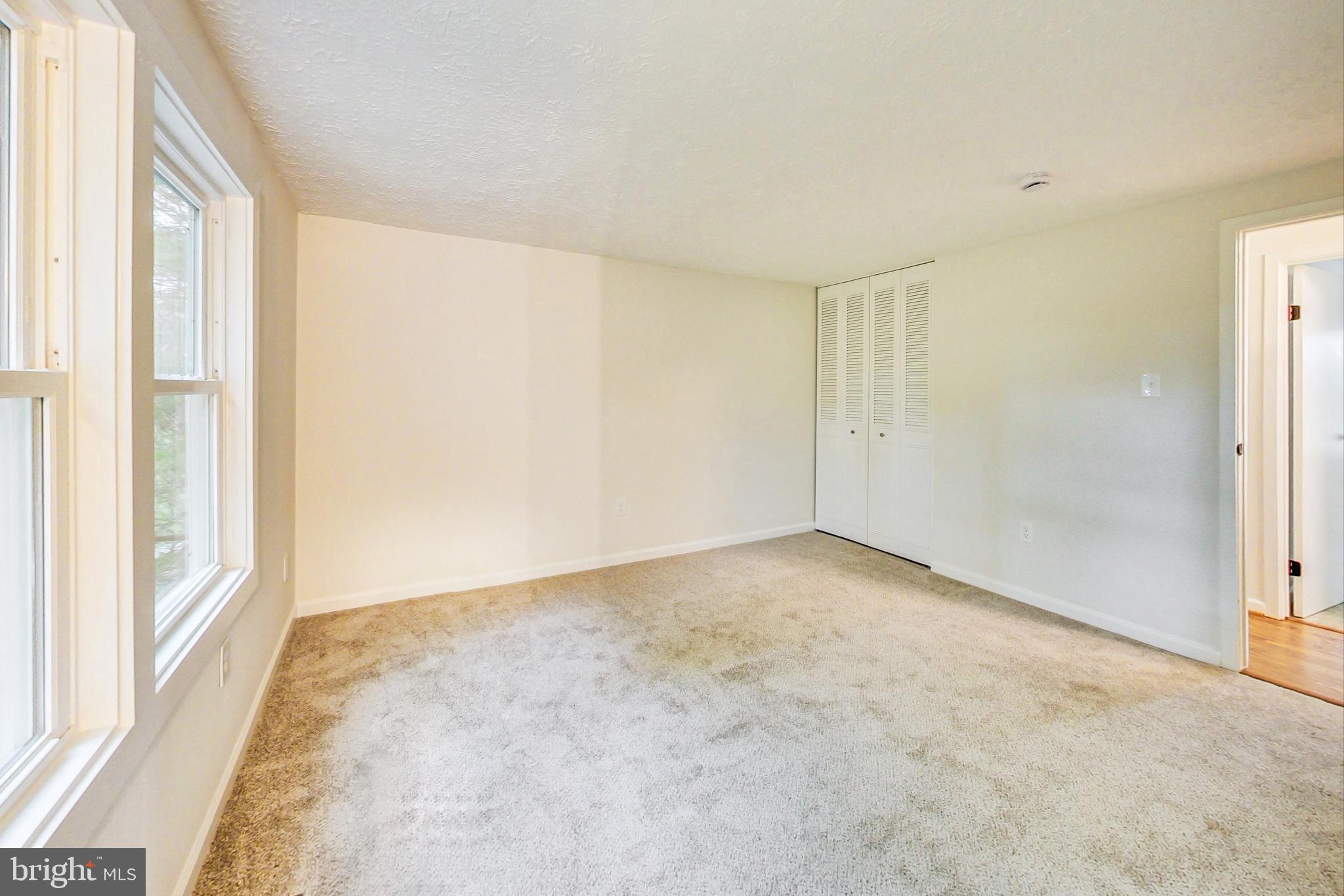 CLINTON WOODS - Residential Lease