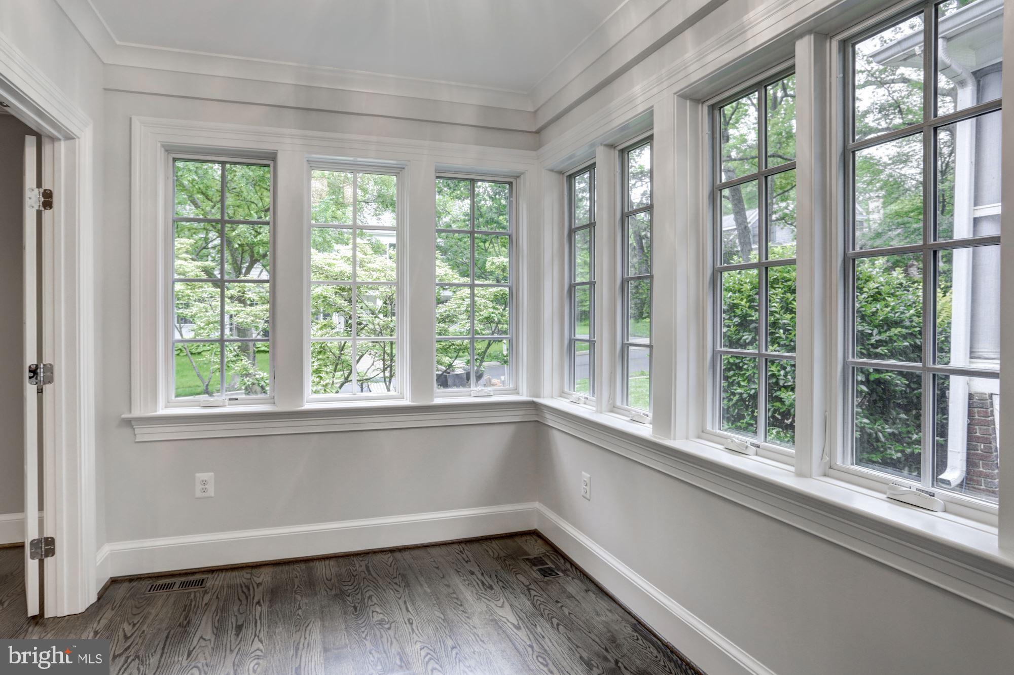 ROSEMONT - Residential