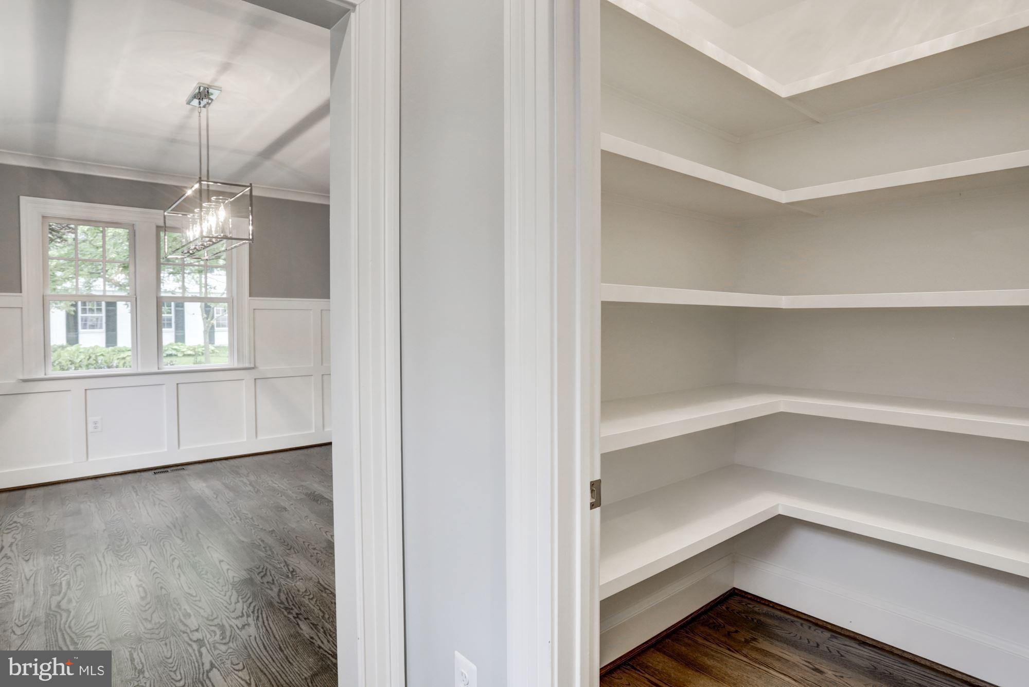 ROSEMONT - Residential