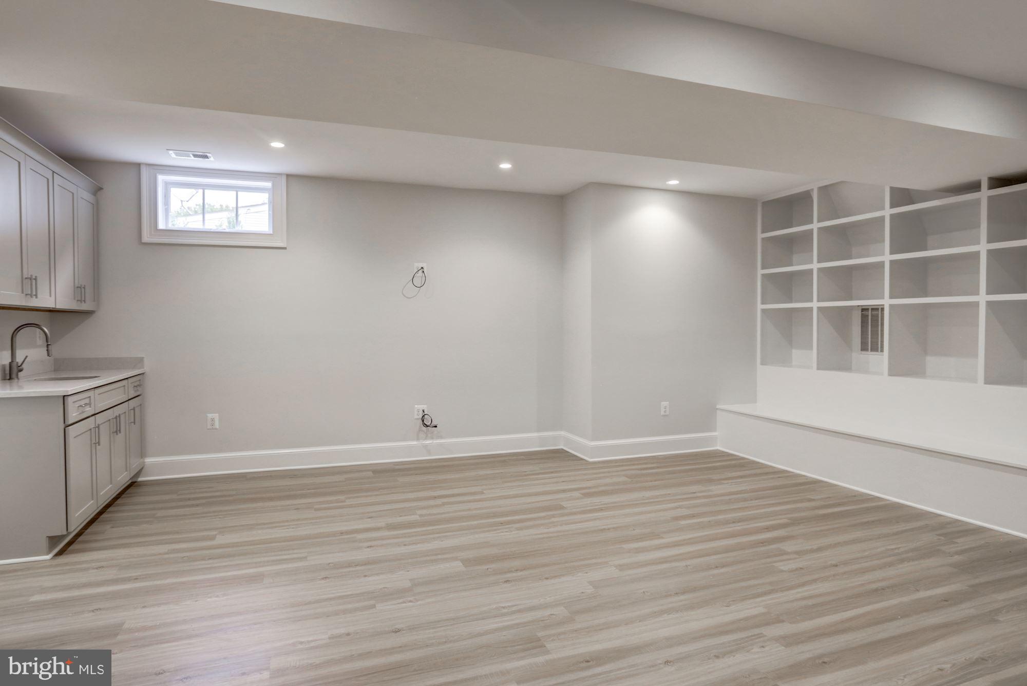 ROSEMONT - Residential