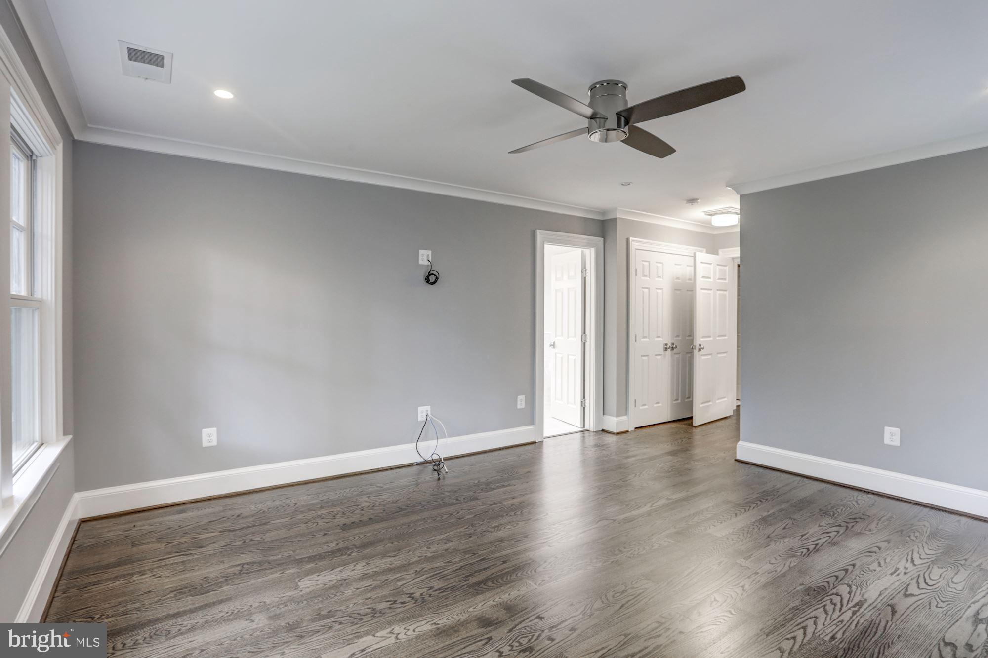 ROSEMONT - Residential