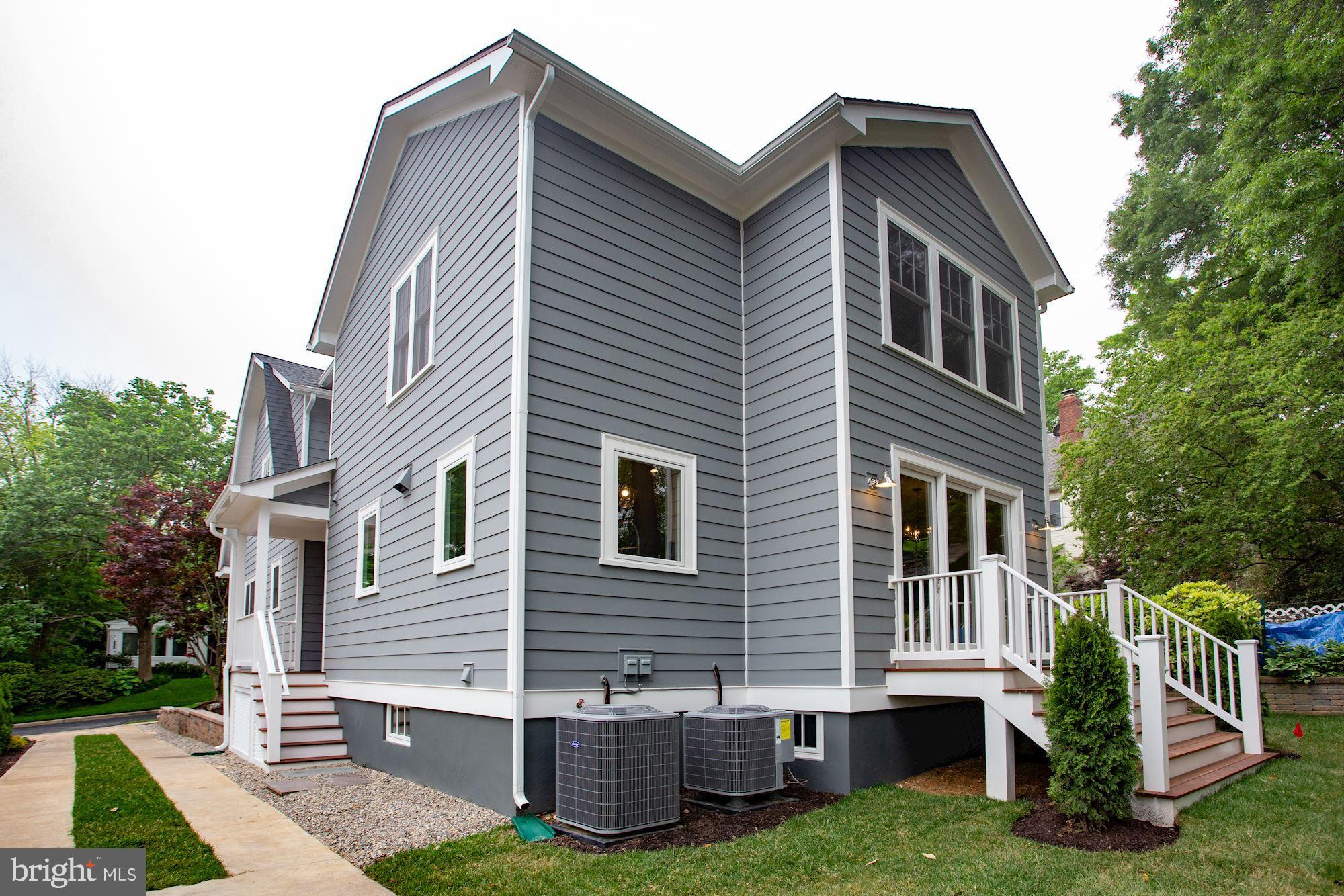 ROSEMONT - Residential