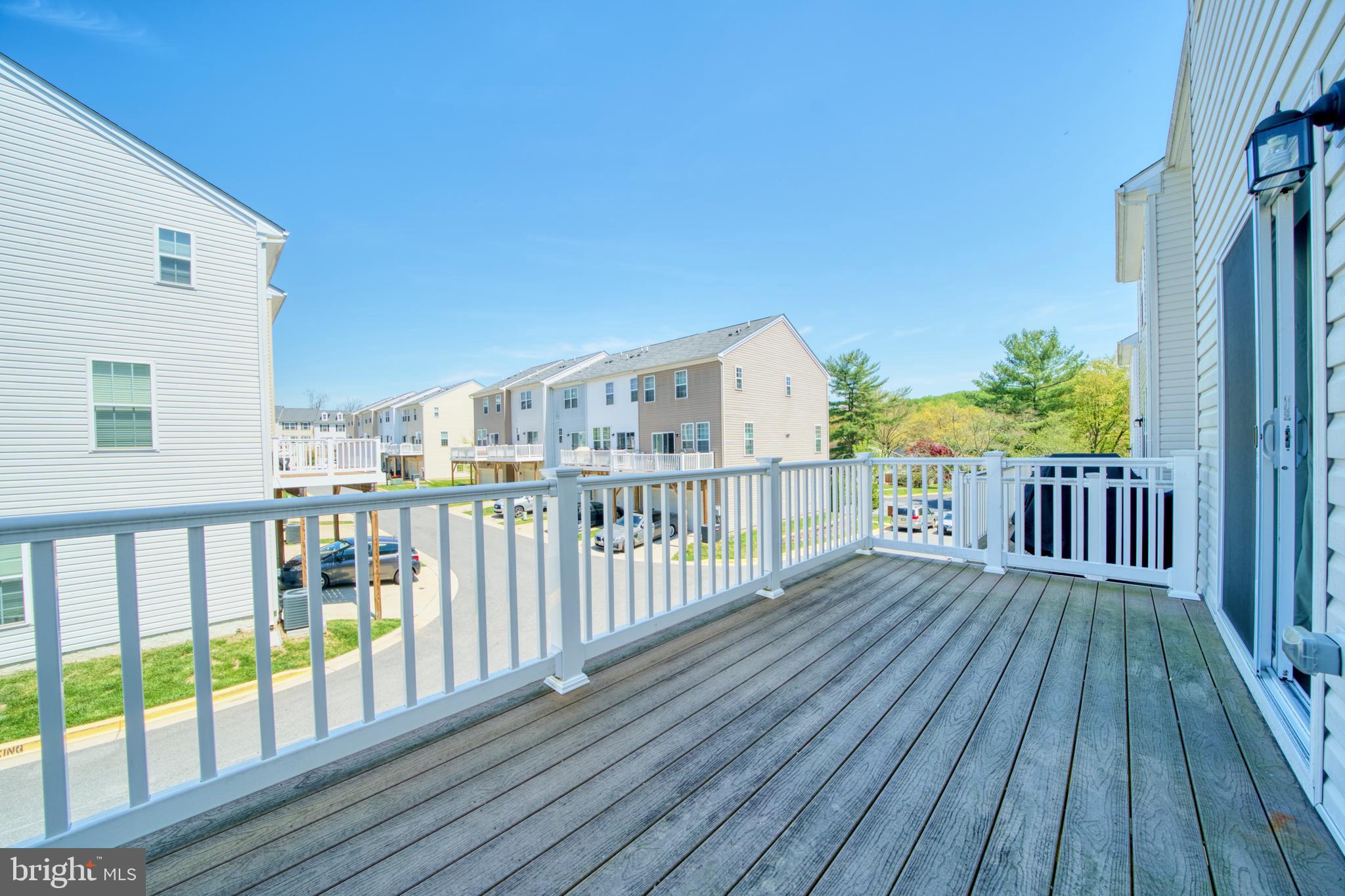 18318 WOODHOUSE LANE