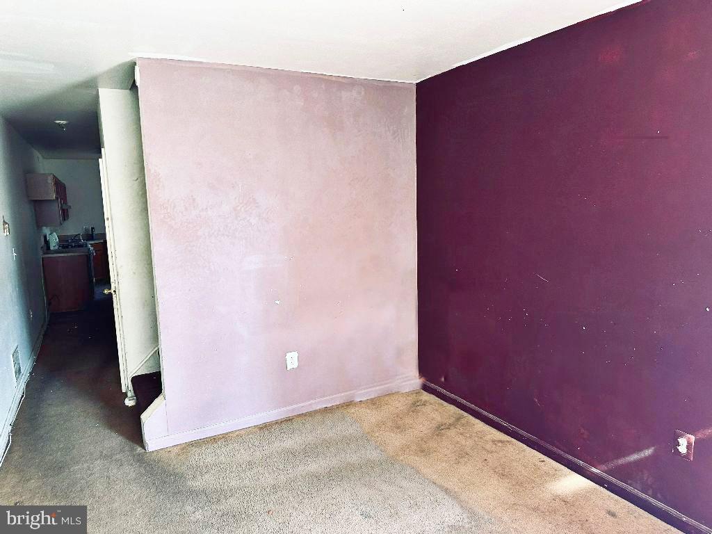 SANDTOWN-WINCHESTER - Residential