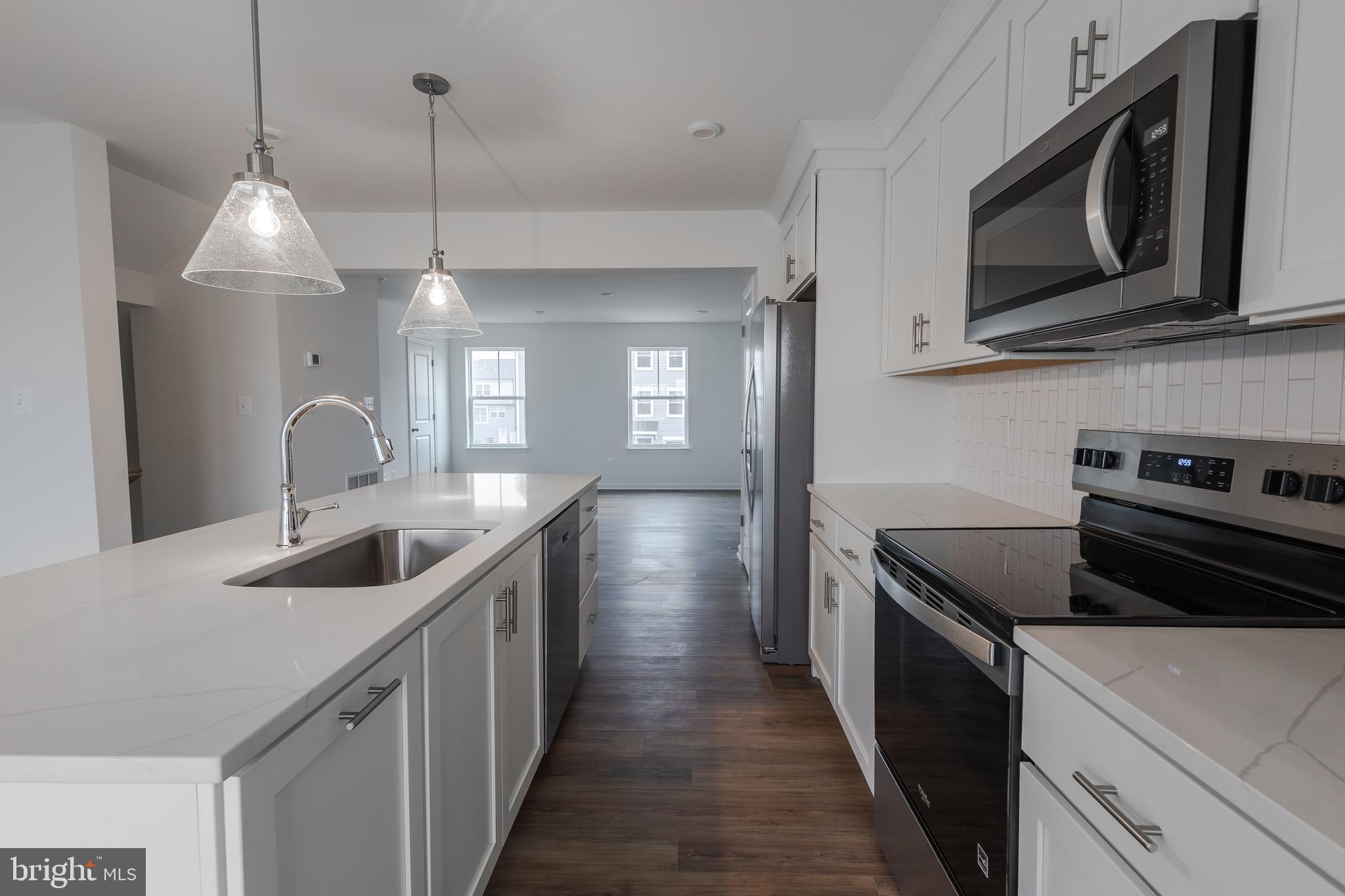 SOUTH BROOK - Residential Lease