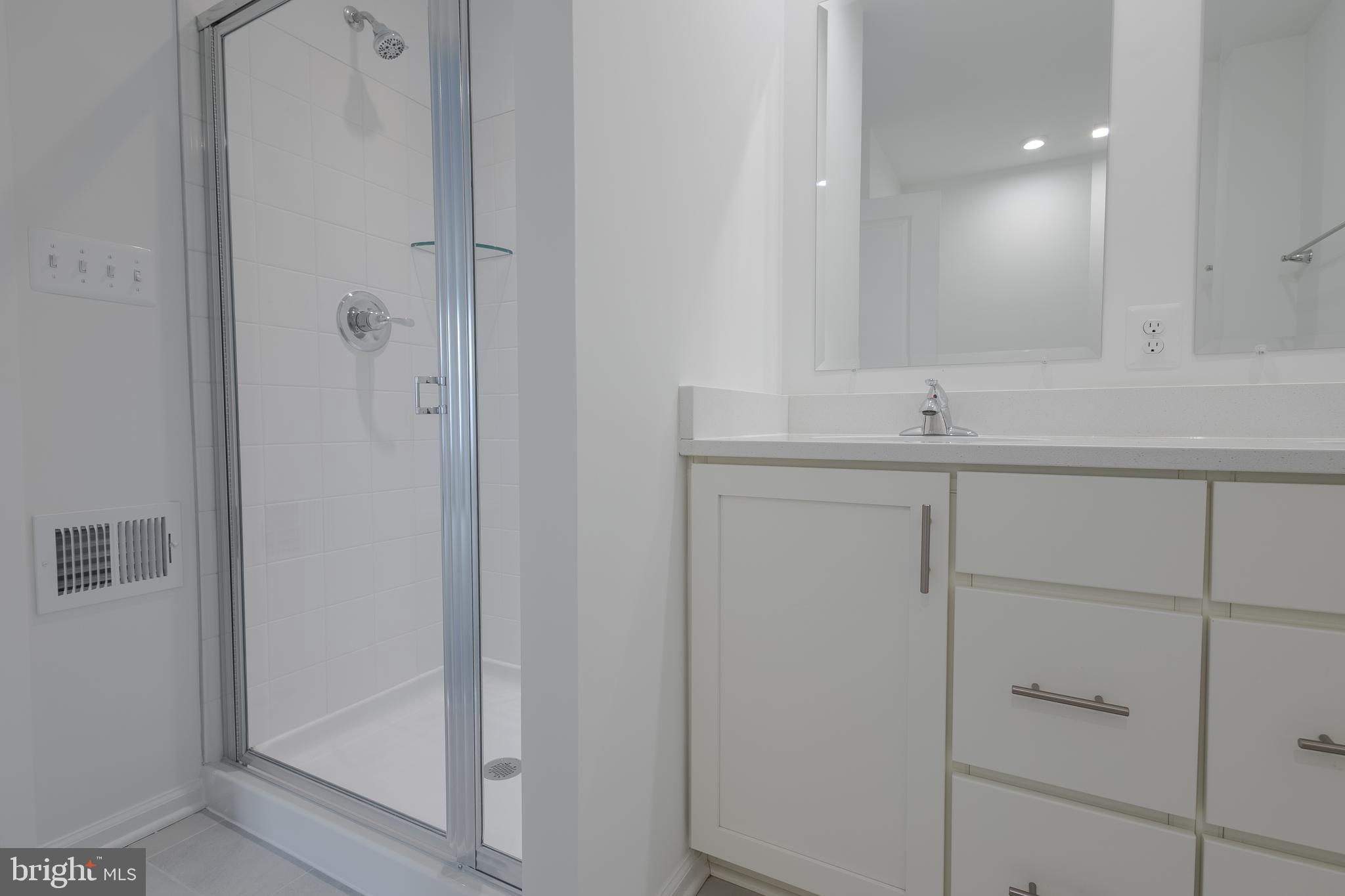 SOUTH BROOK - Residential Lease