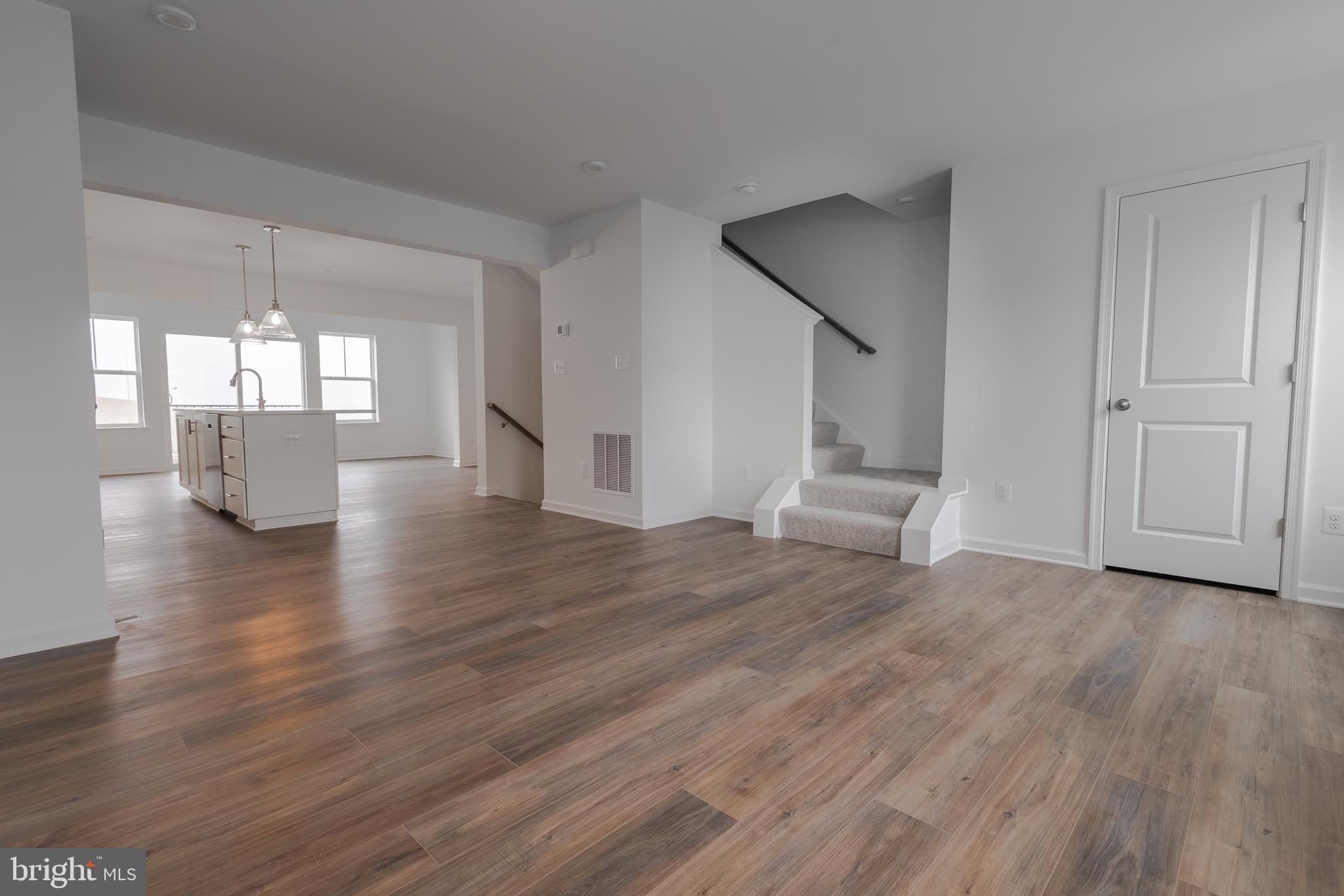 SOUTH BROOK - Residential Lease