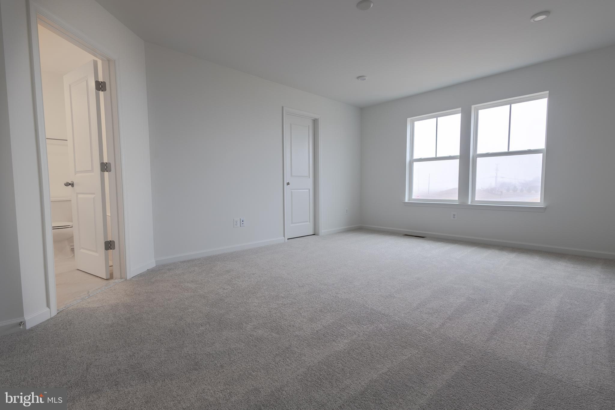 SOUTH BROOK - Residential Lease