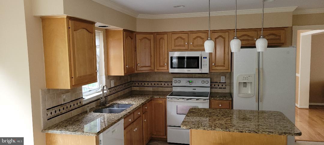 SENECA VISTA ESTATES - Residential