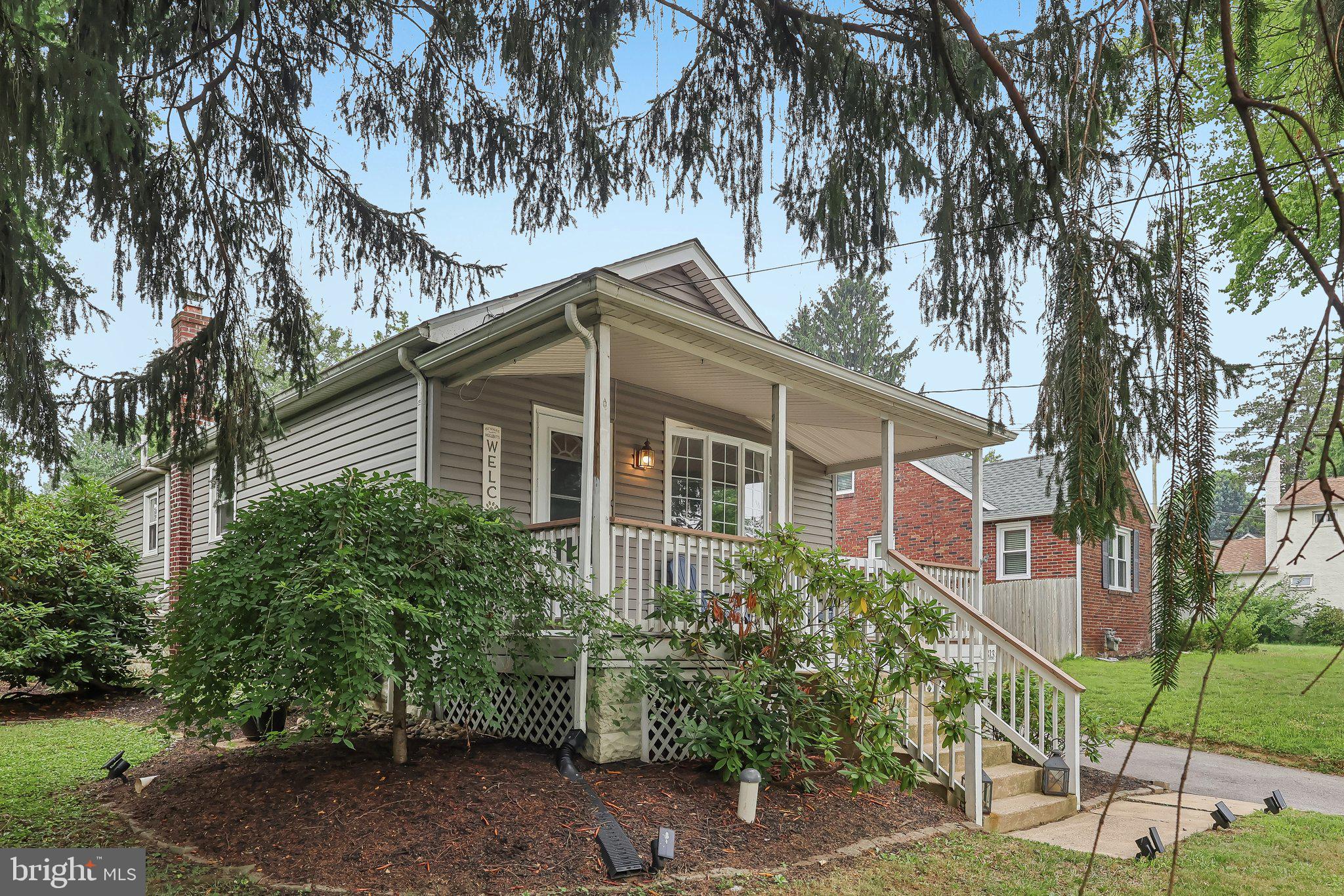 1813 FITZWATERTOWN ROAD
