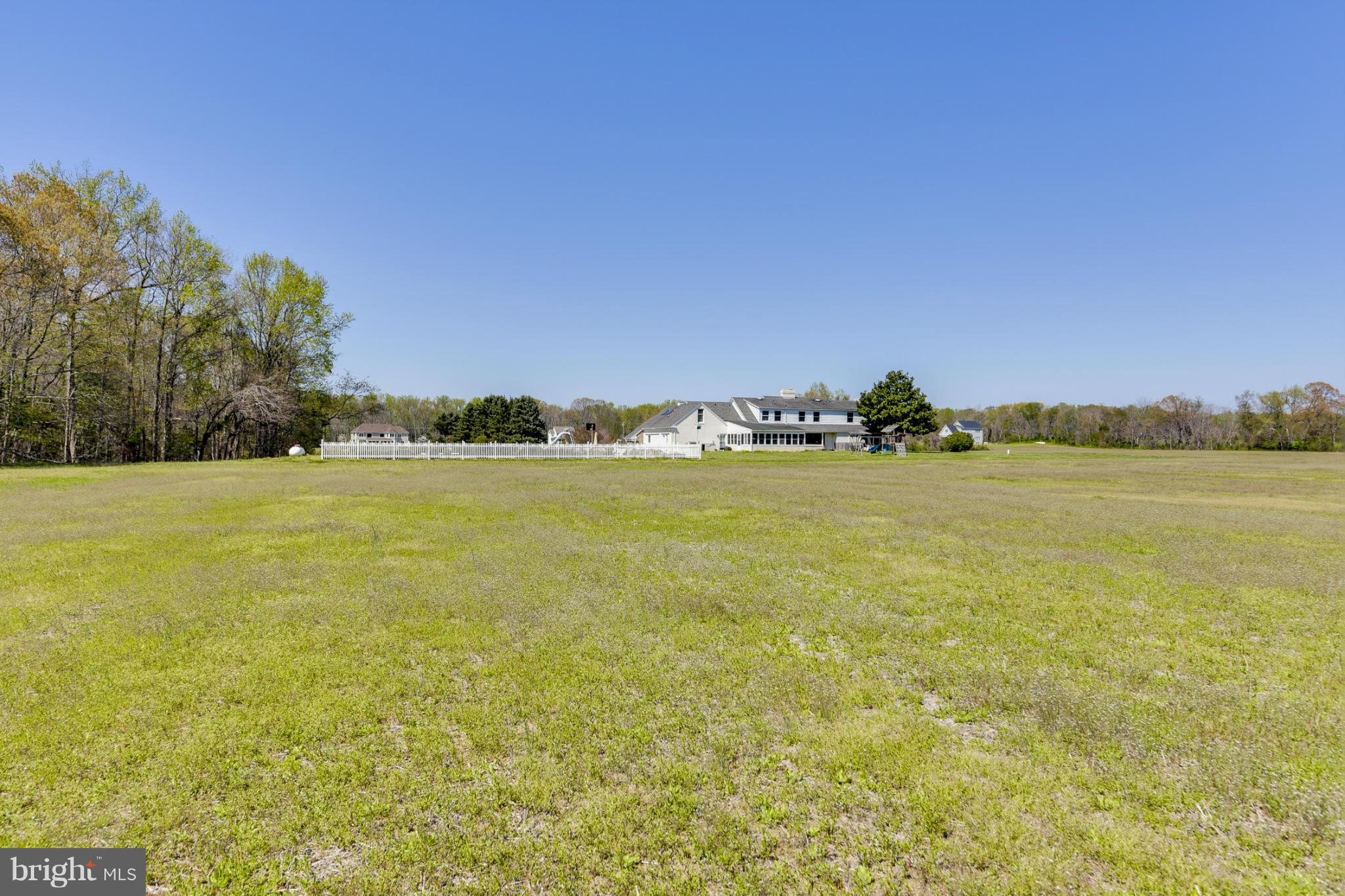 HUNTING CREEK ESTATES - Farm