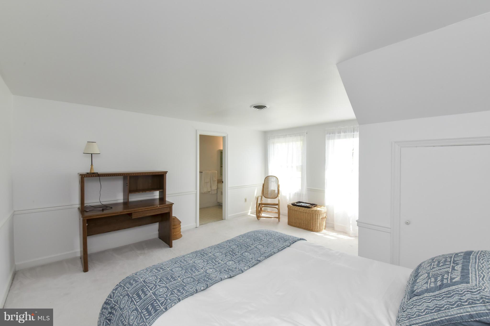 HUNTING CREEK ESTATES - Farm