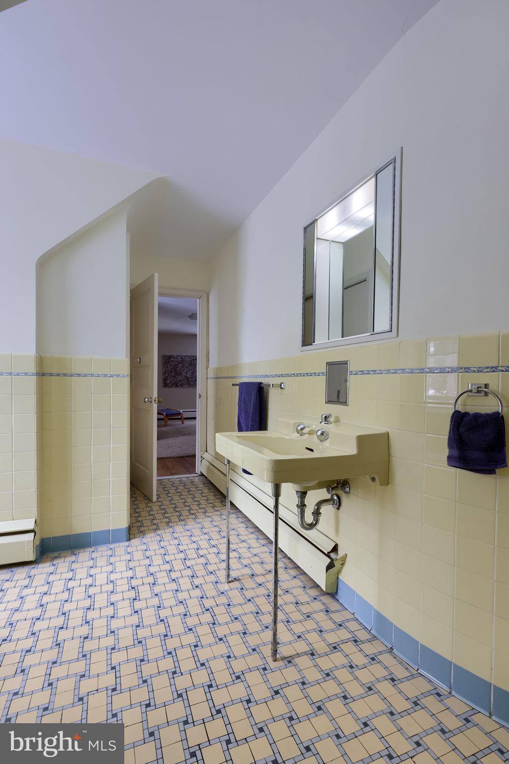 BROCKIE - Residential