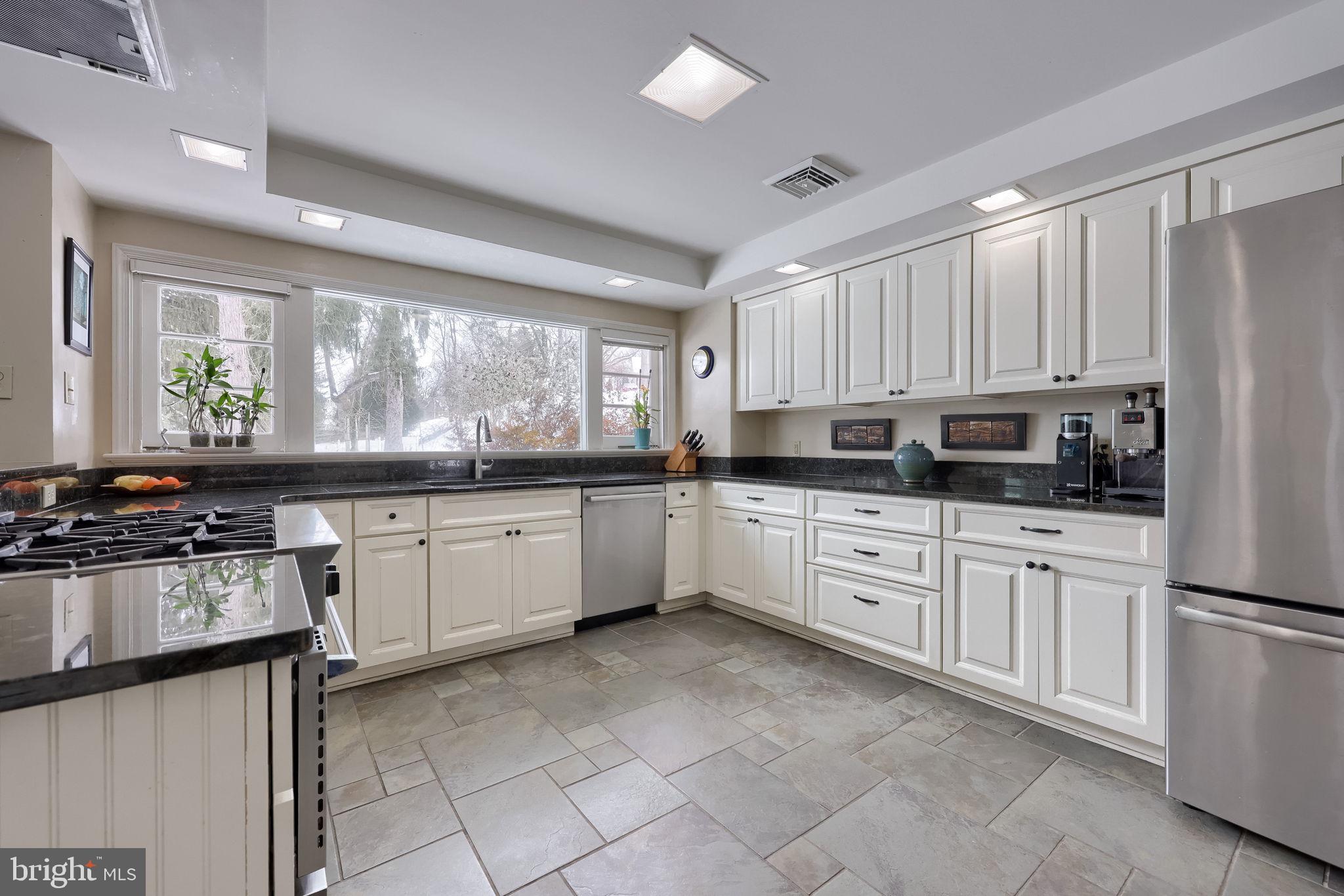 BROCKIE - Residential