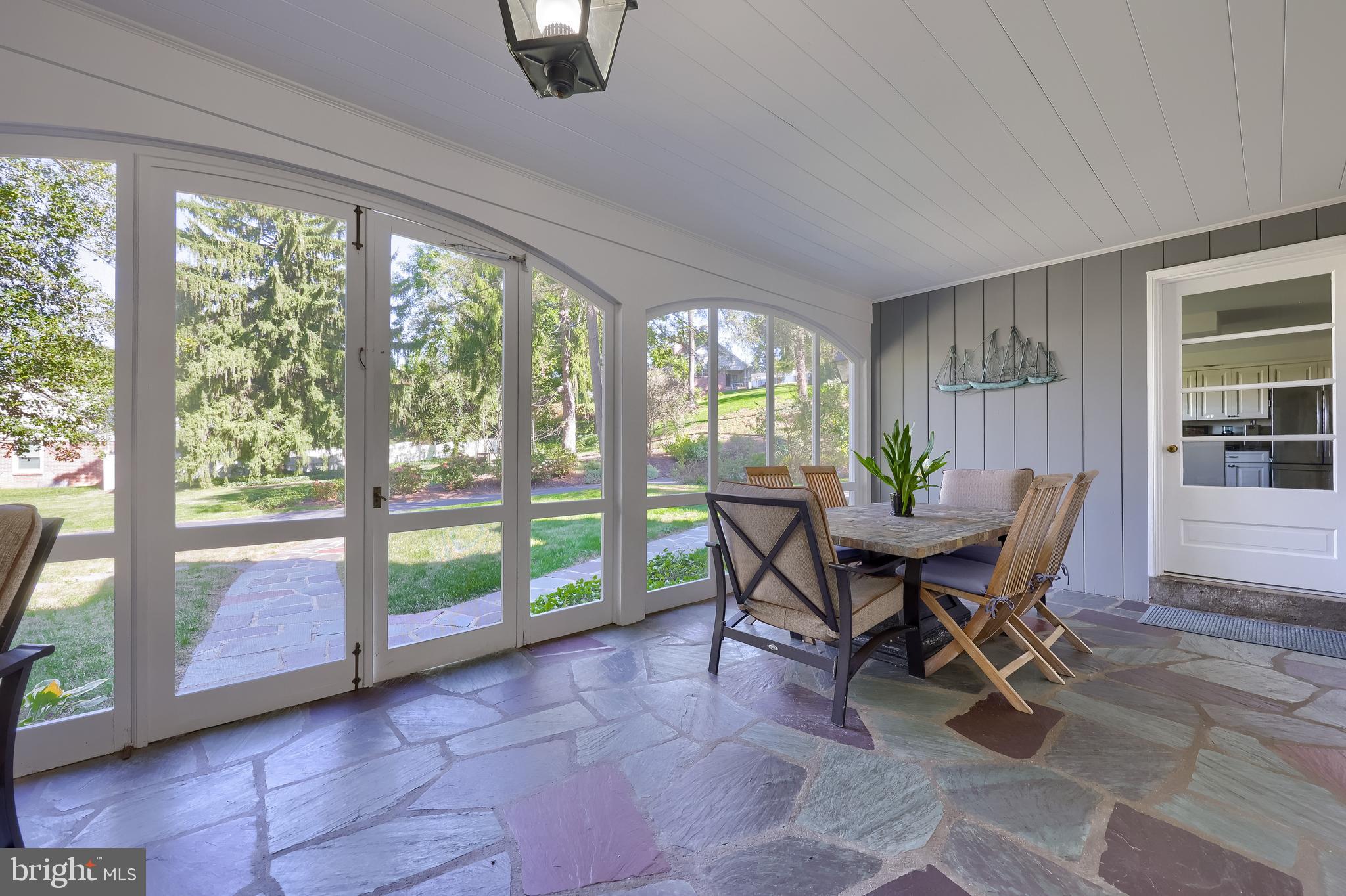 BROCKIE - Residential