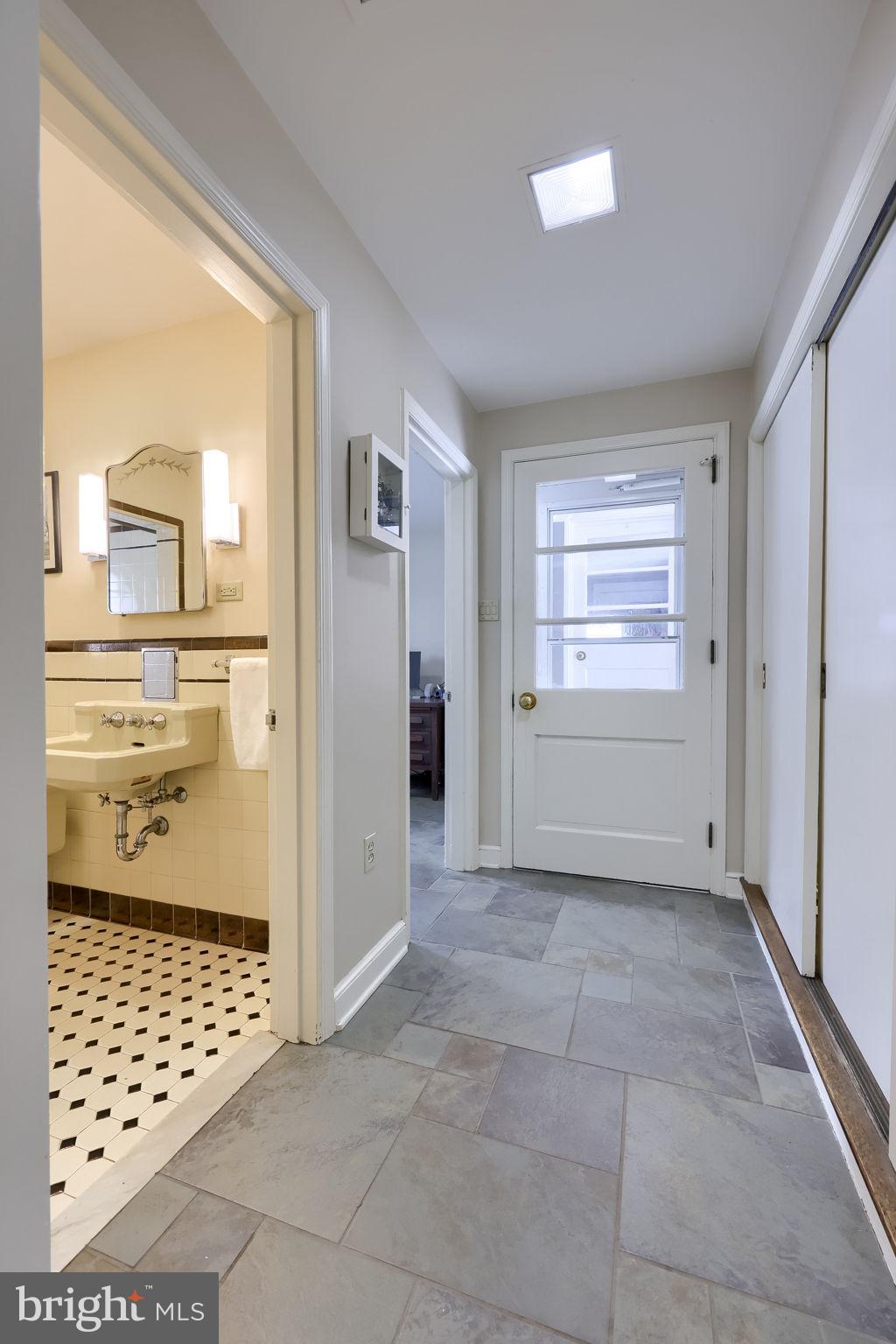 BROCKIE - Residential