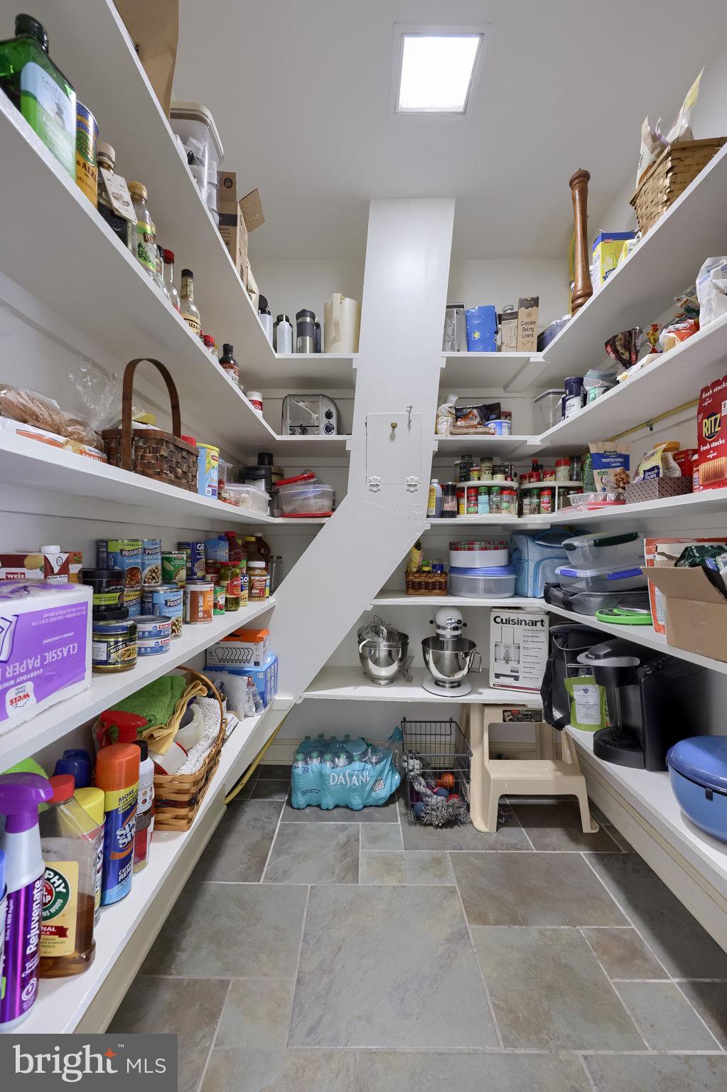 BROCKIE - Residential