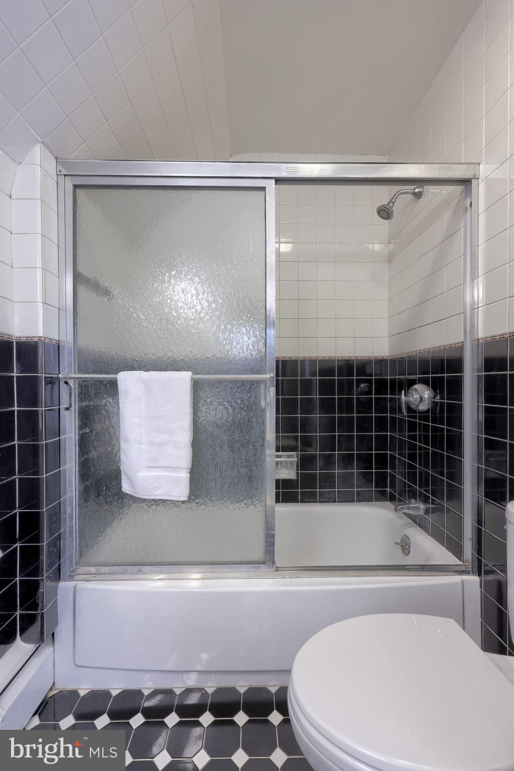 BROCKIE - Residential