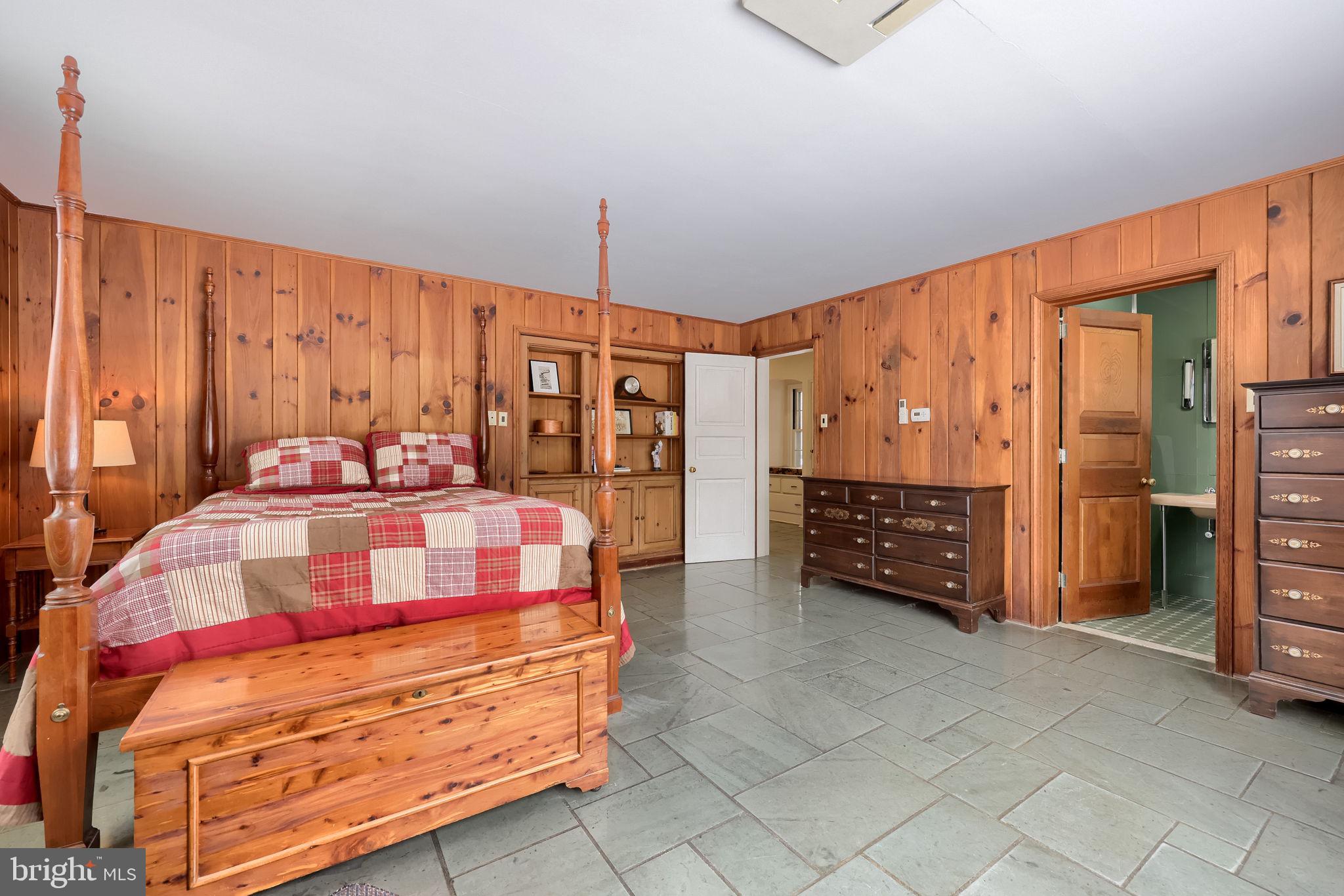 BROCKIE - Residential