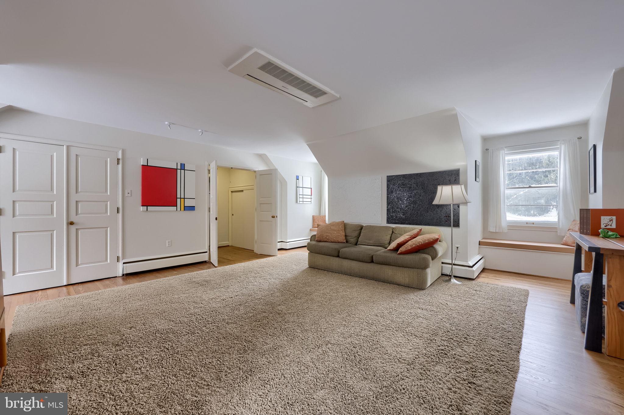 BROCKIE - Residential