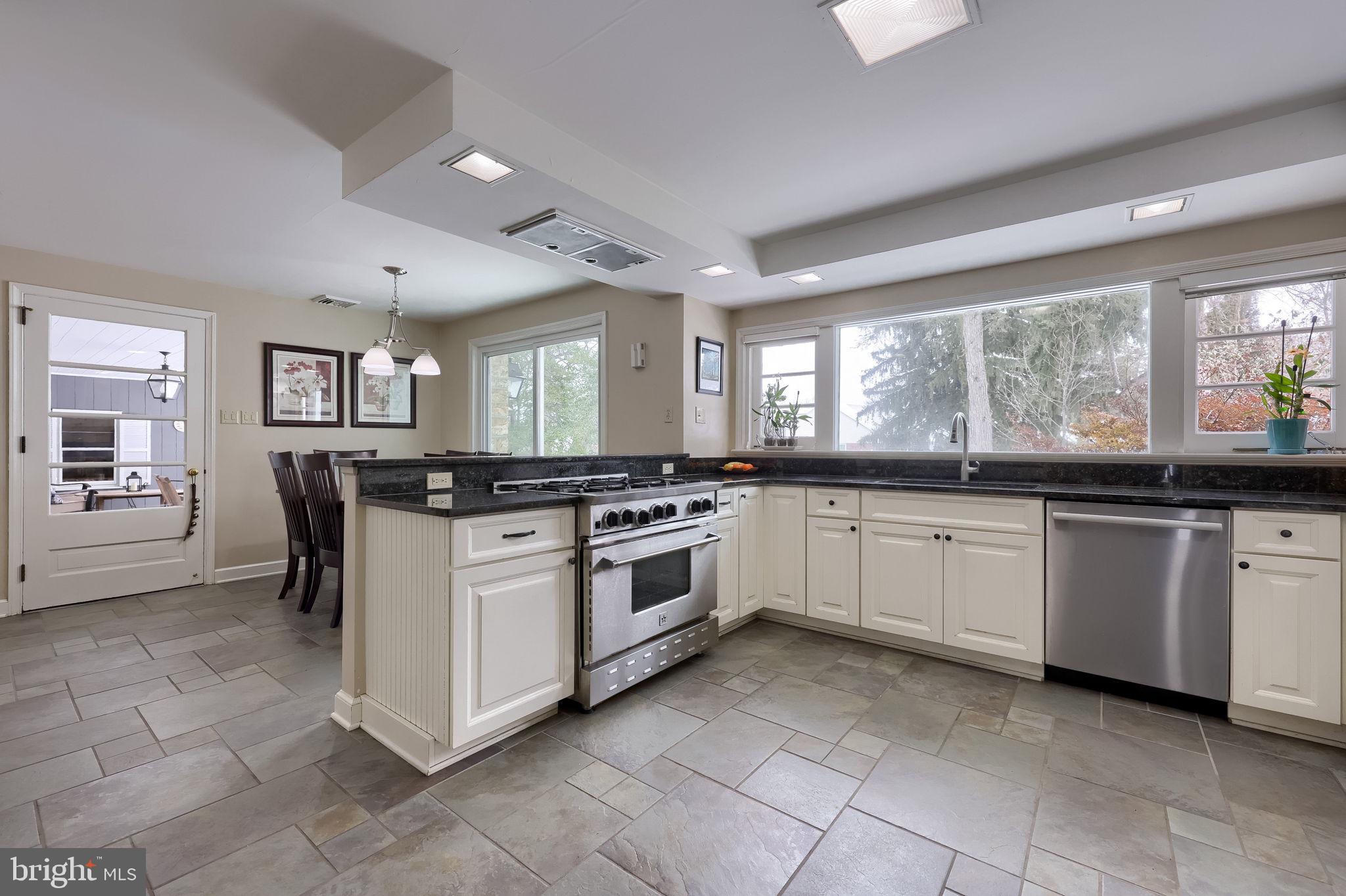 BROCKIE - Residential