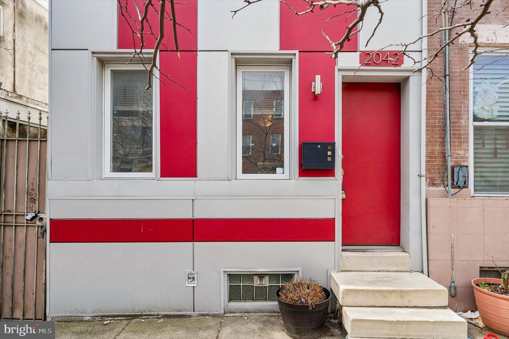 Photo of 2042 E Huntingdon Street, PHILADELPHIA, PA 19125 (MLS # PAPH2584668)