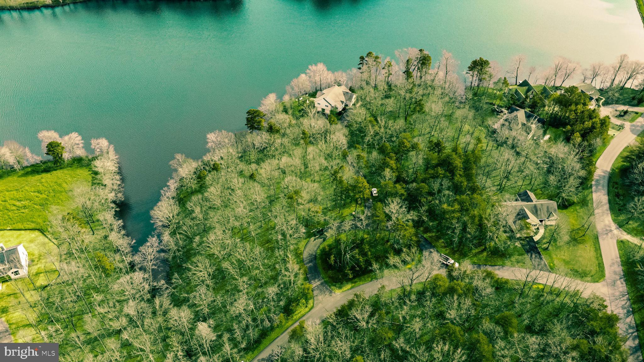 SHENANDOAH CROSSING COUNTRY CLUB - Land