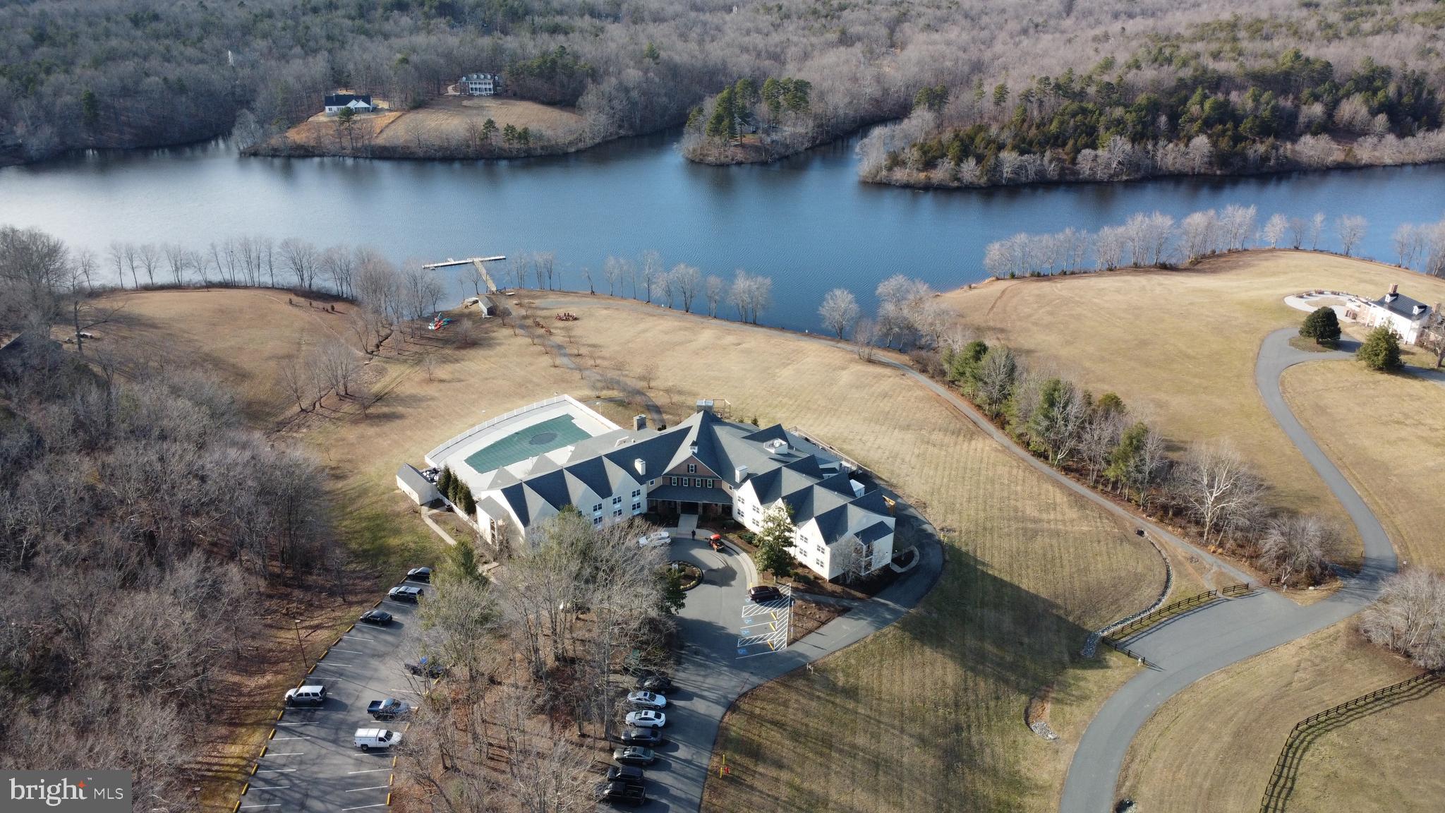 SHENANDOAH CROSSING COUNTRY CLUB - Land