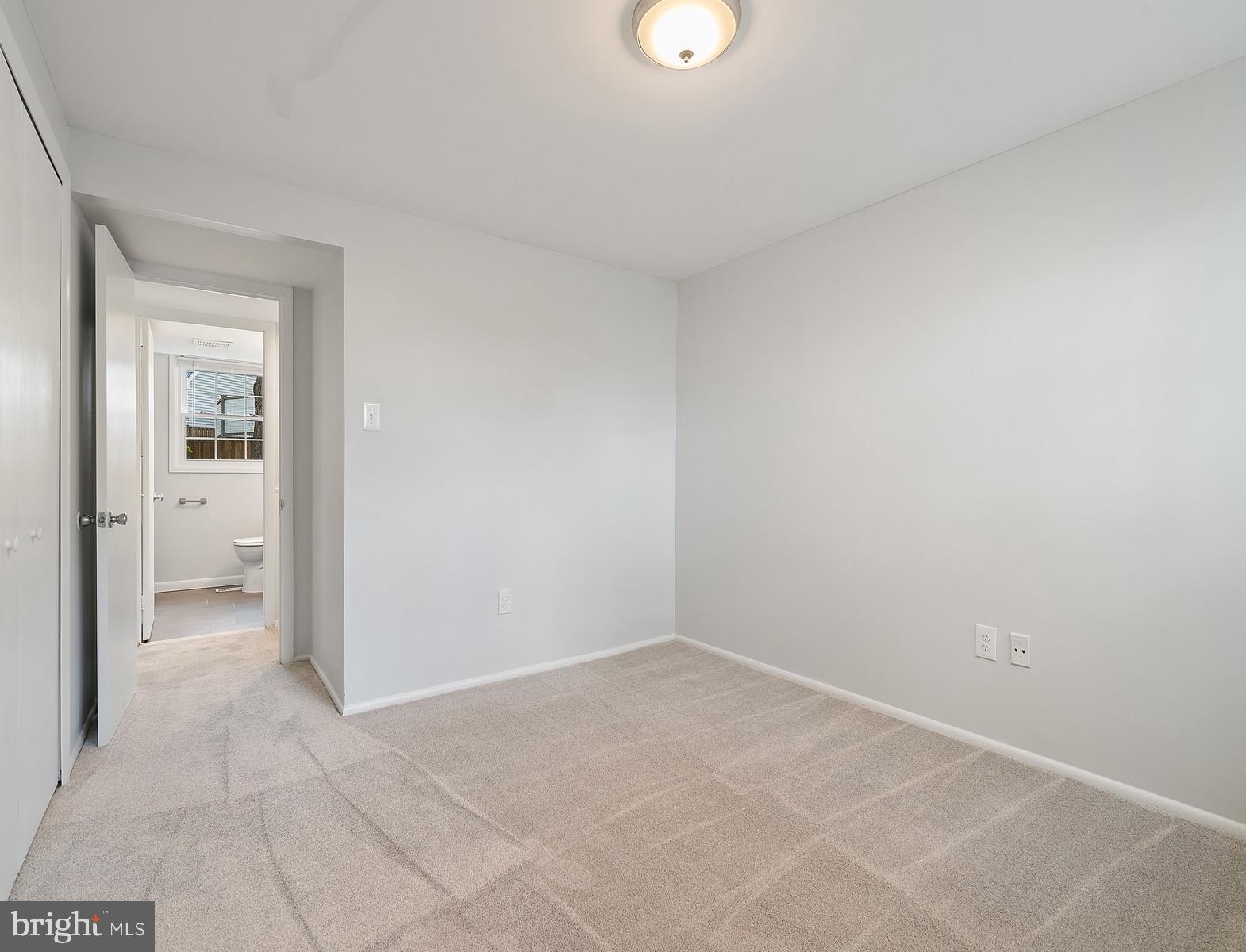 GREENBRIAR - Residential Lease