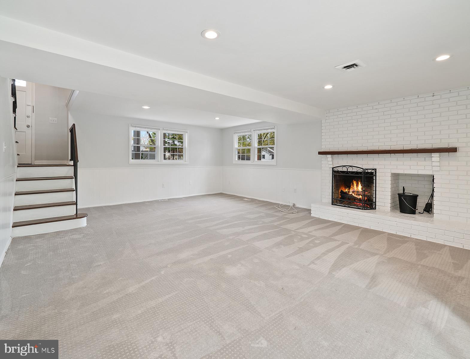 GREENBRIAR - Residential Lease